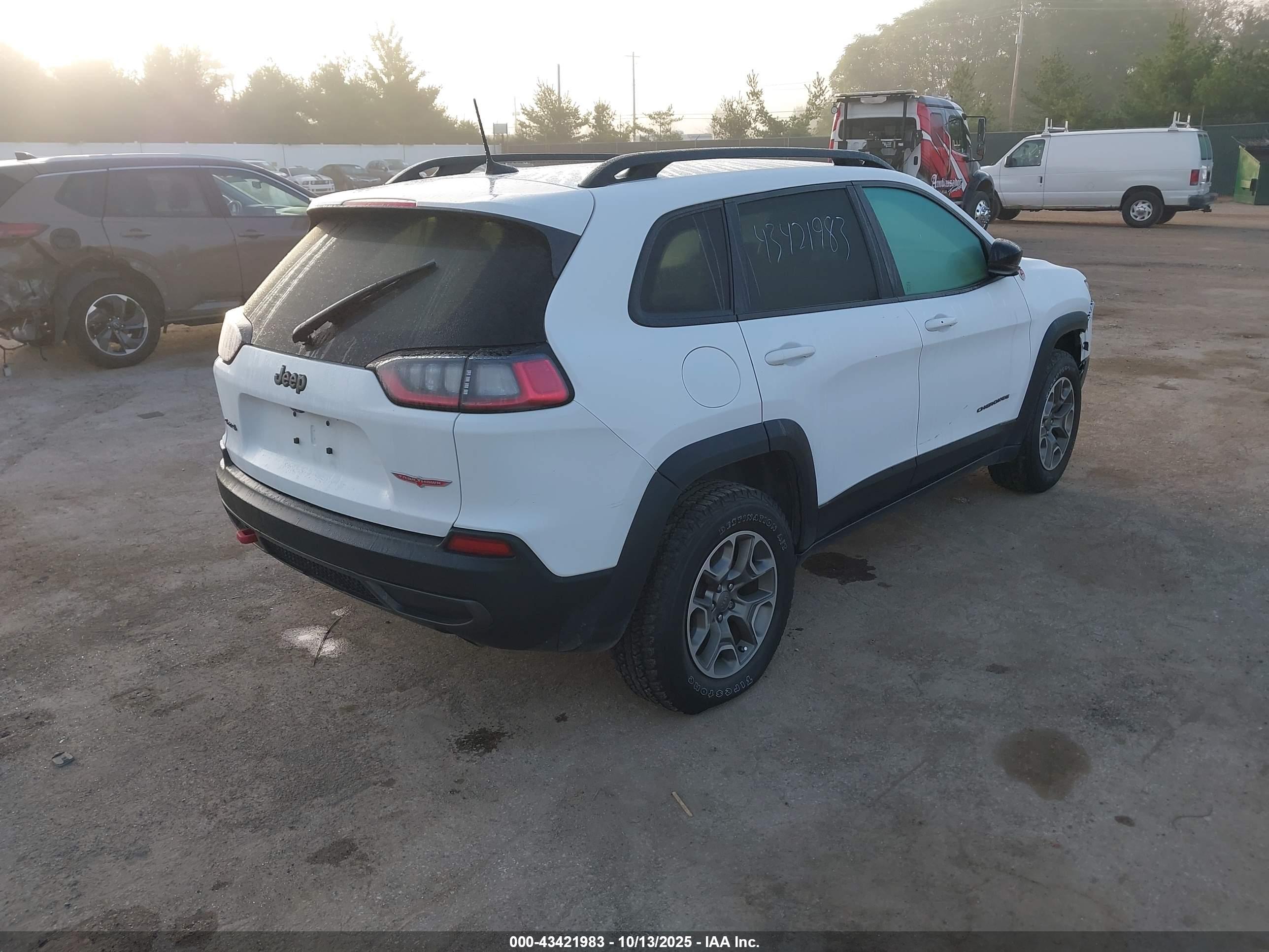 JEEP CHEROKEE image 4