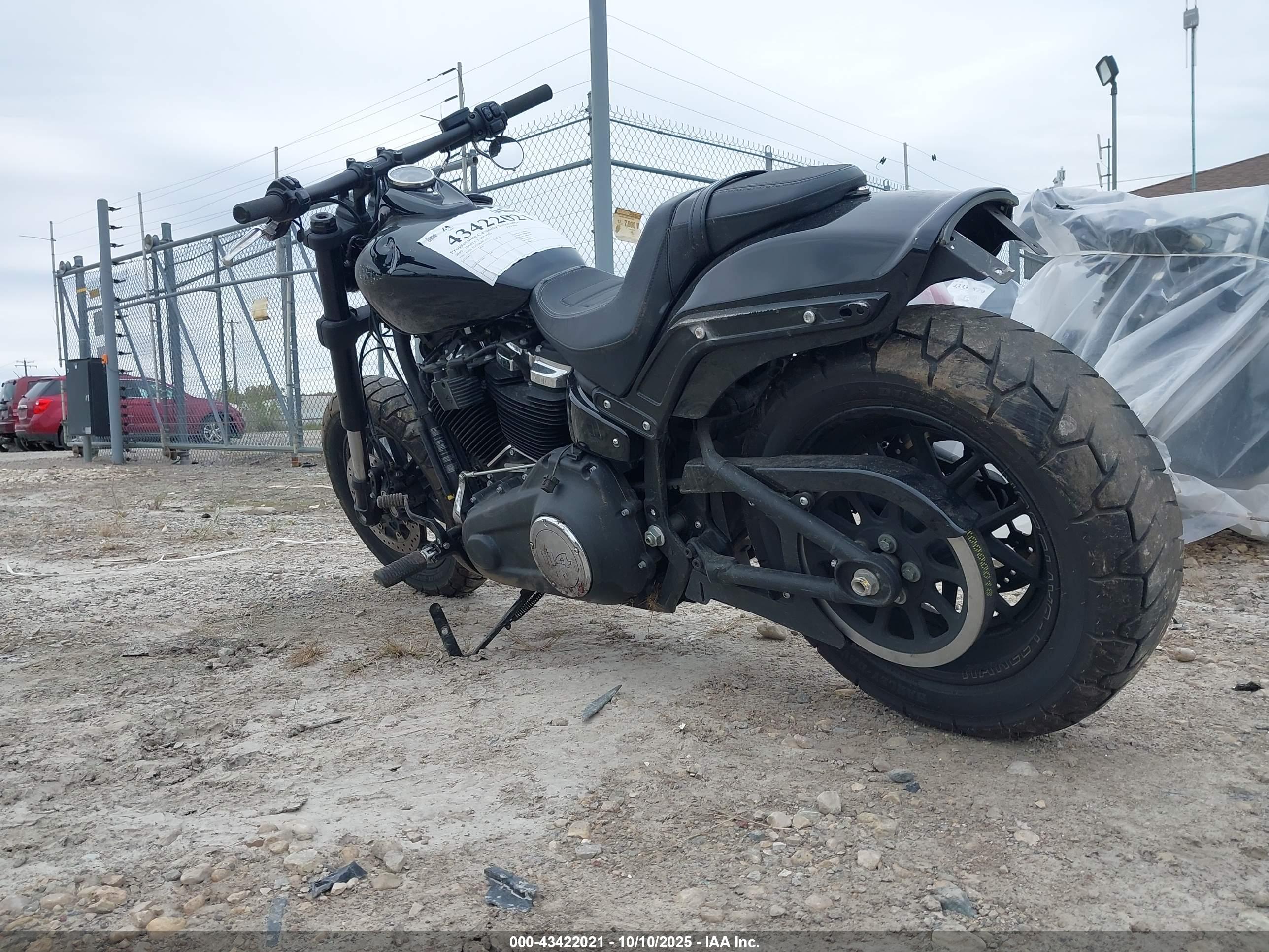 HARLEY-DAVIDSON FXFBS image 3