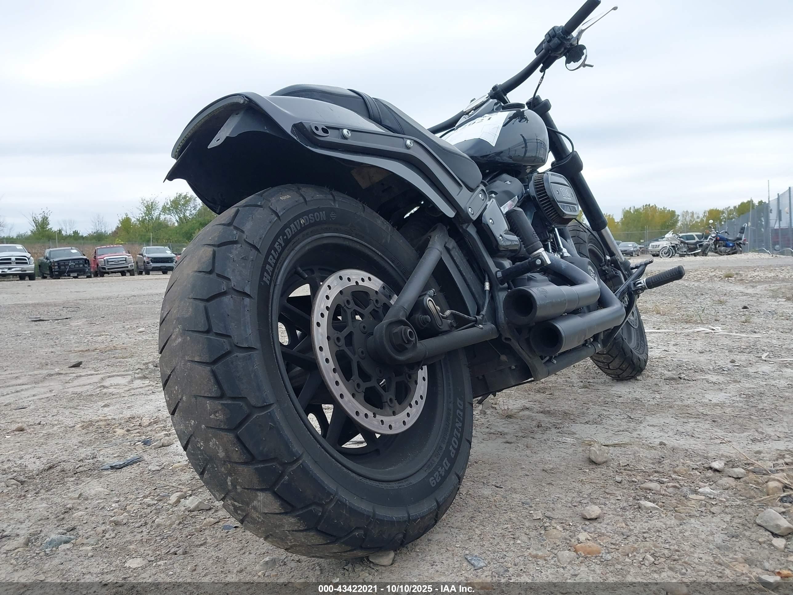 HARLEY-DAVIDSON FXFBS image 4