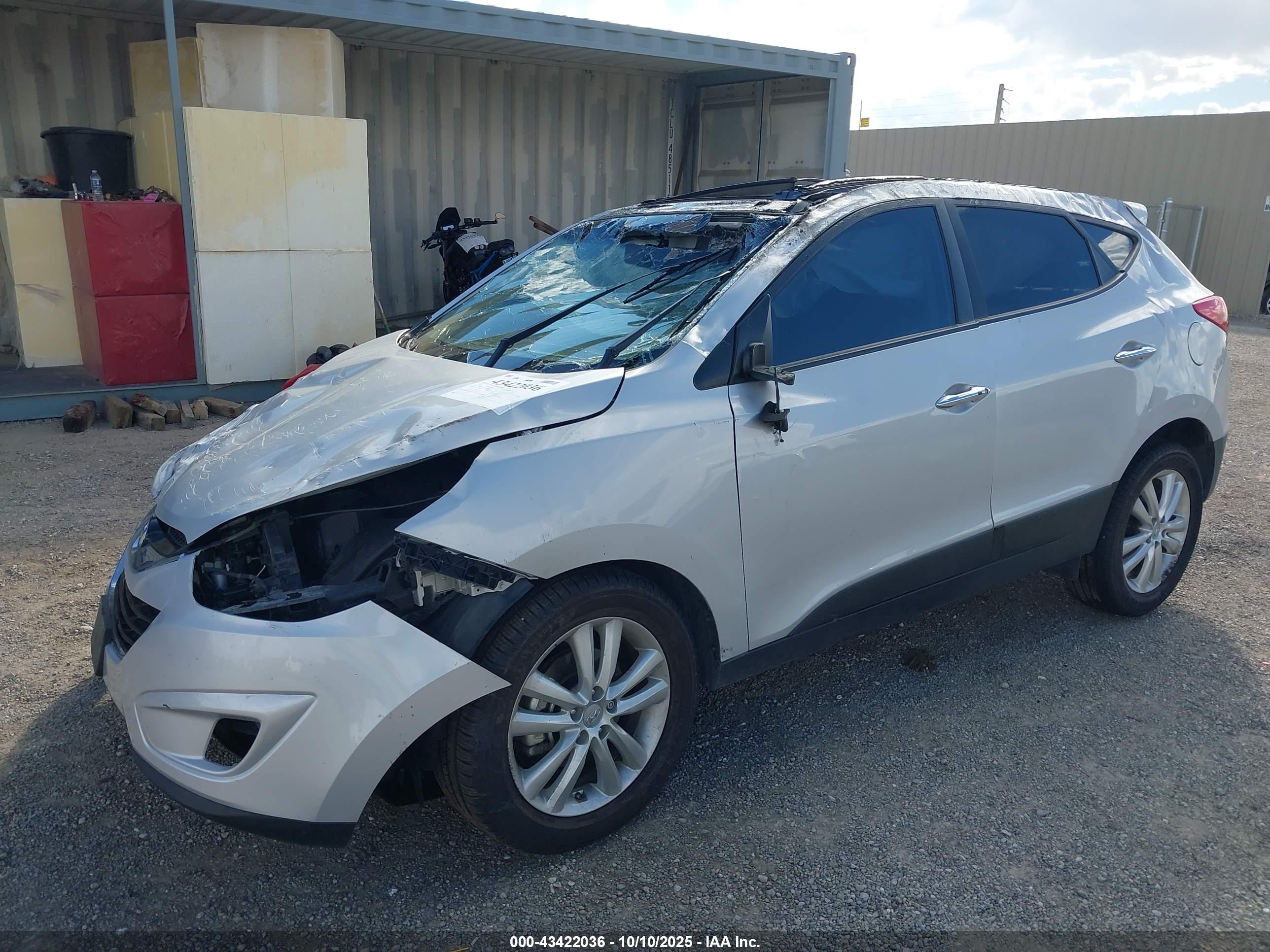 HYUNDAI TUCSON image 2