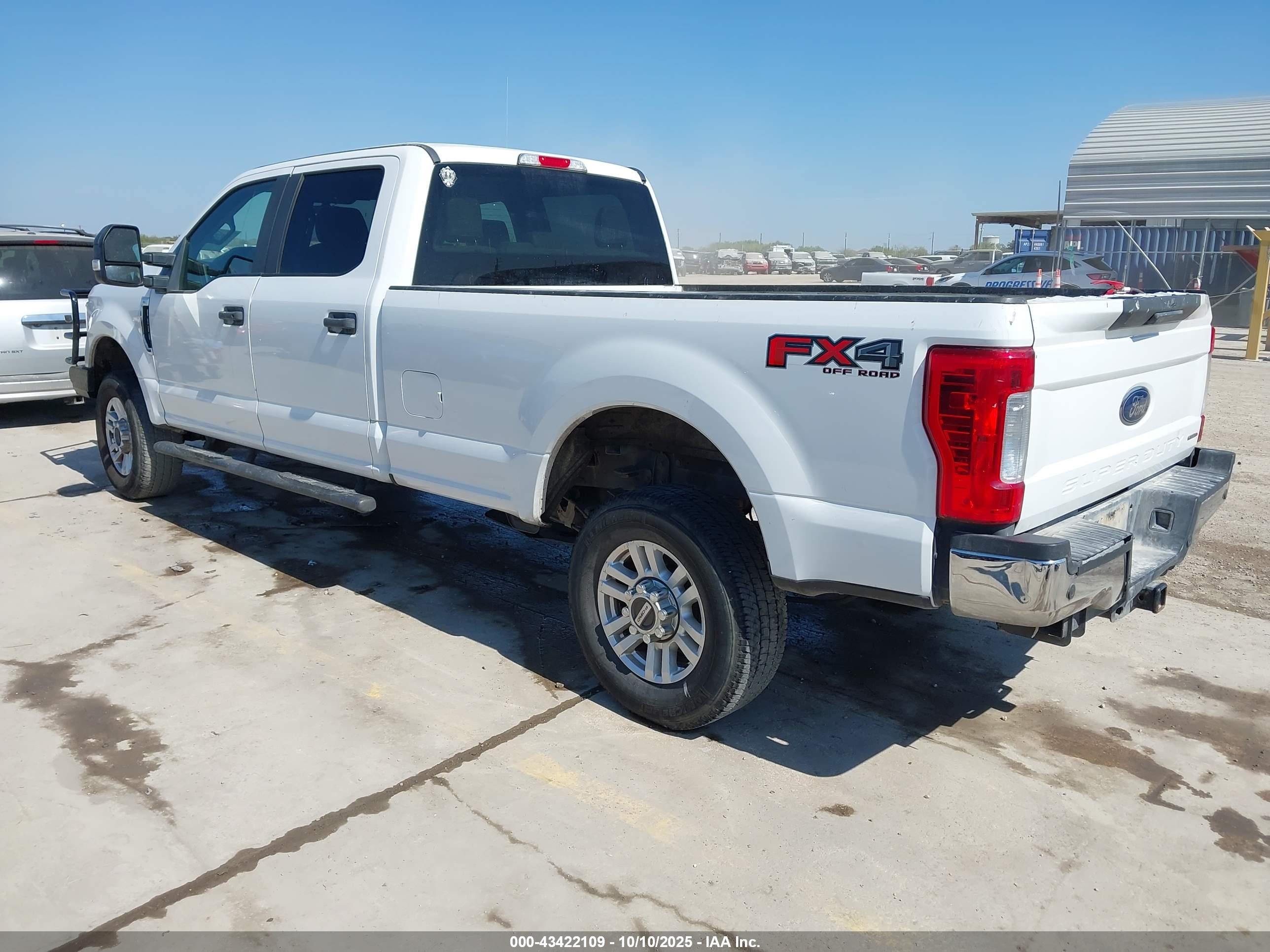 FORD F-250 image 3