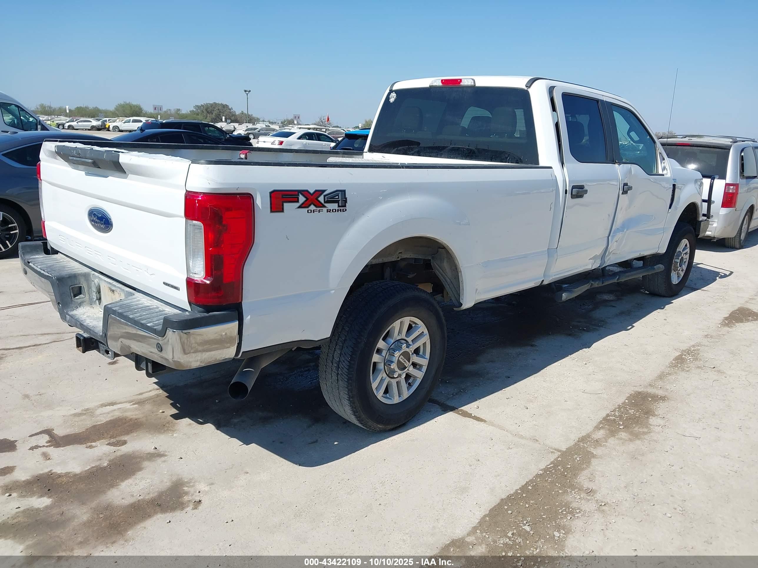 FORD F-250 image 4