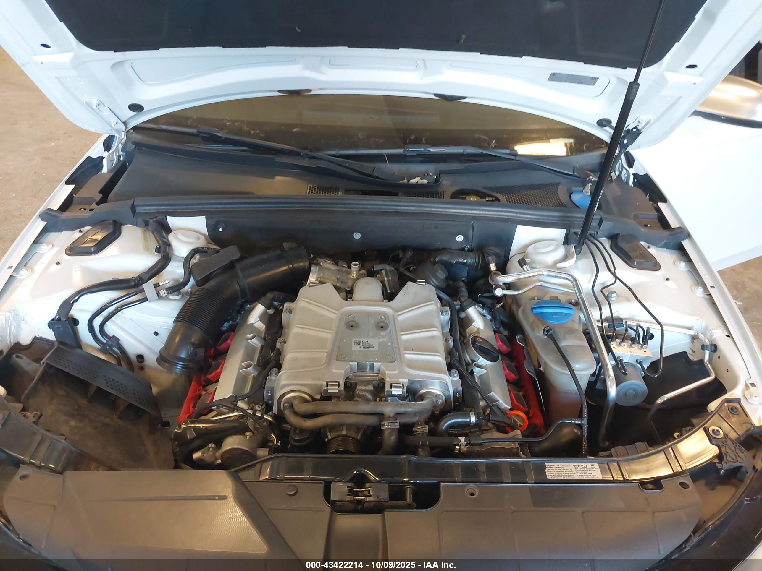 AUDI S4 image 10