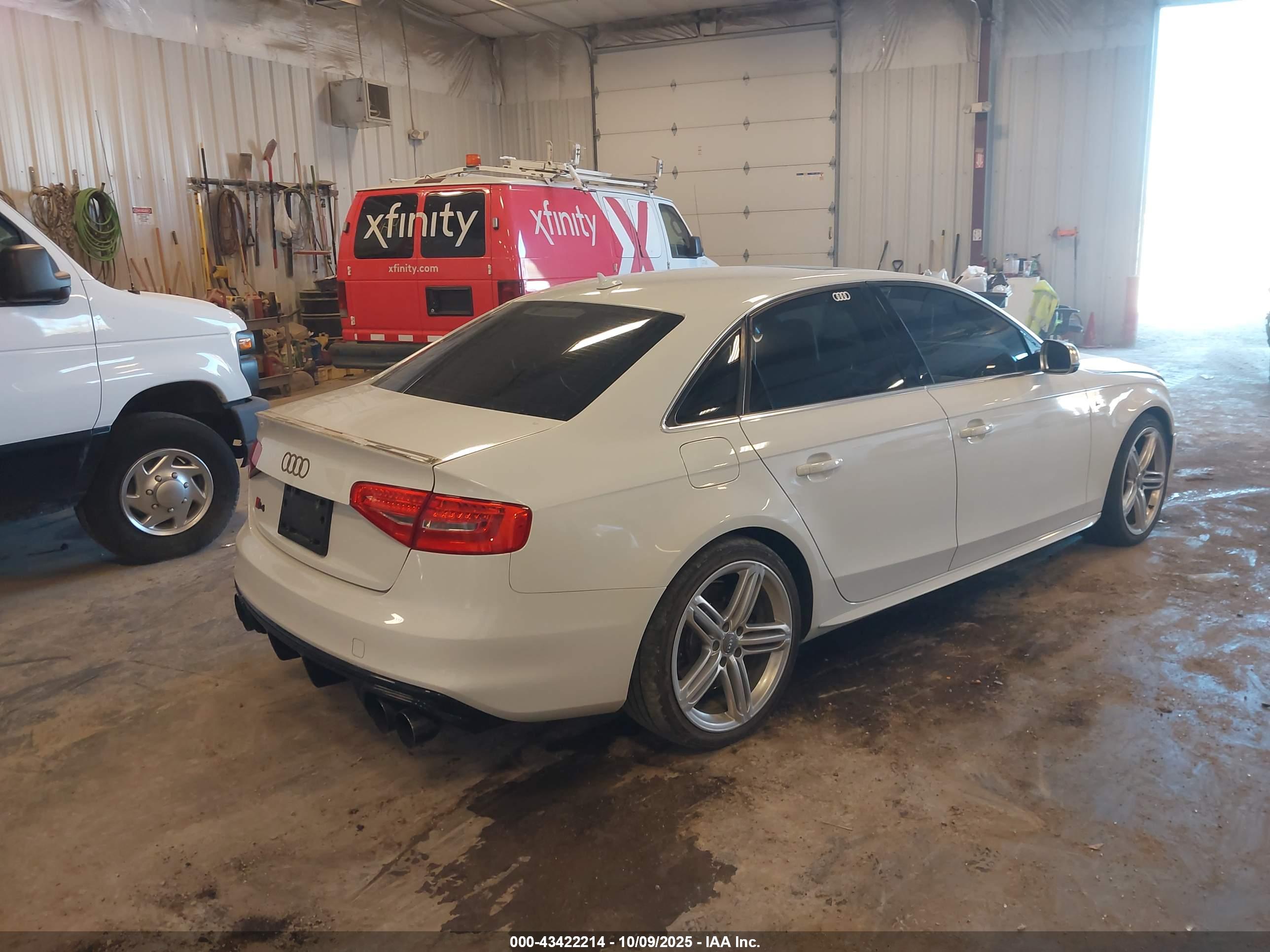 AUDI S4 image 4