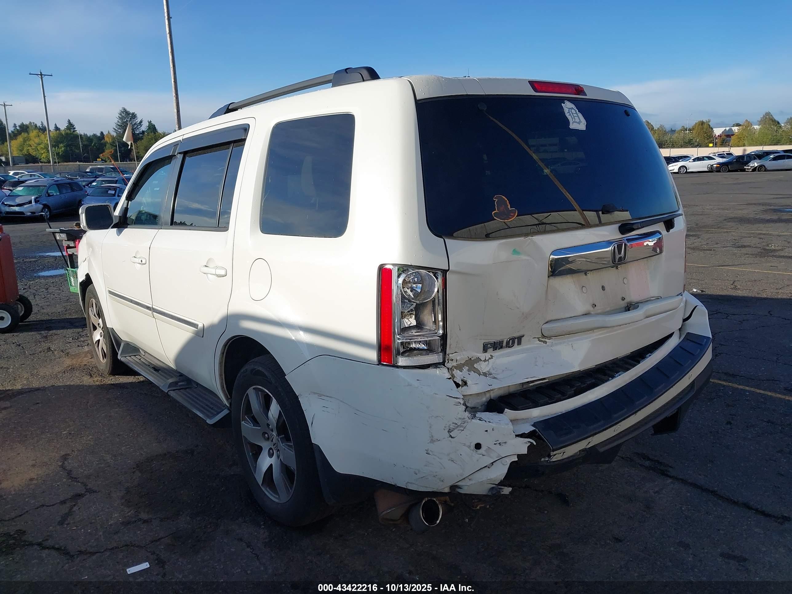 HONDA PILOT image 3