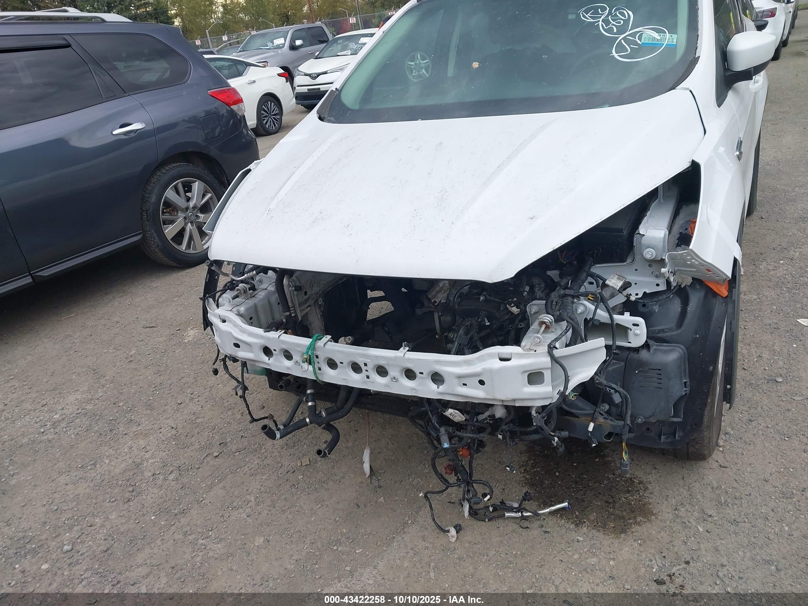 FORD ESCAPE image 6