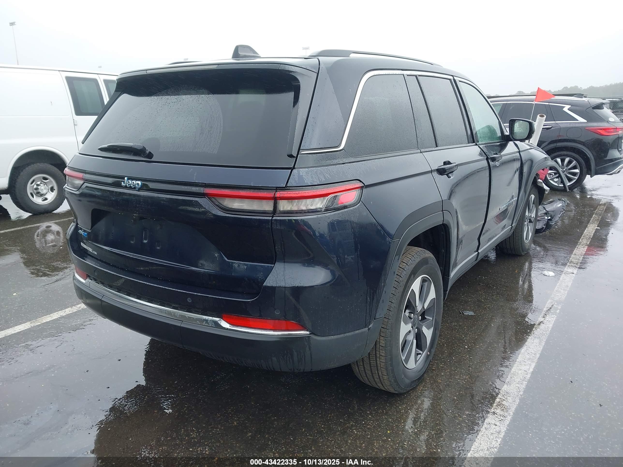 JEEP GRAND image 4