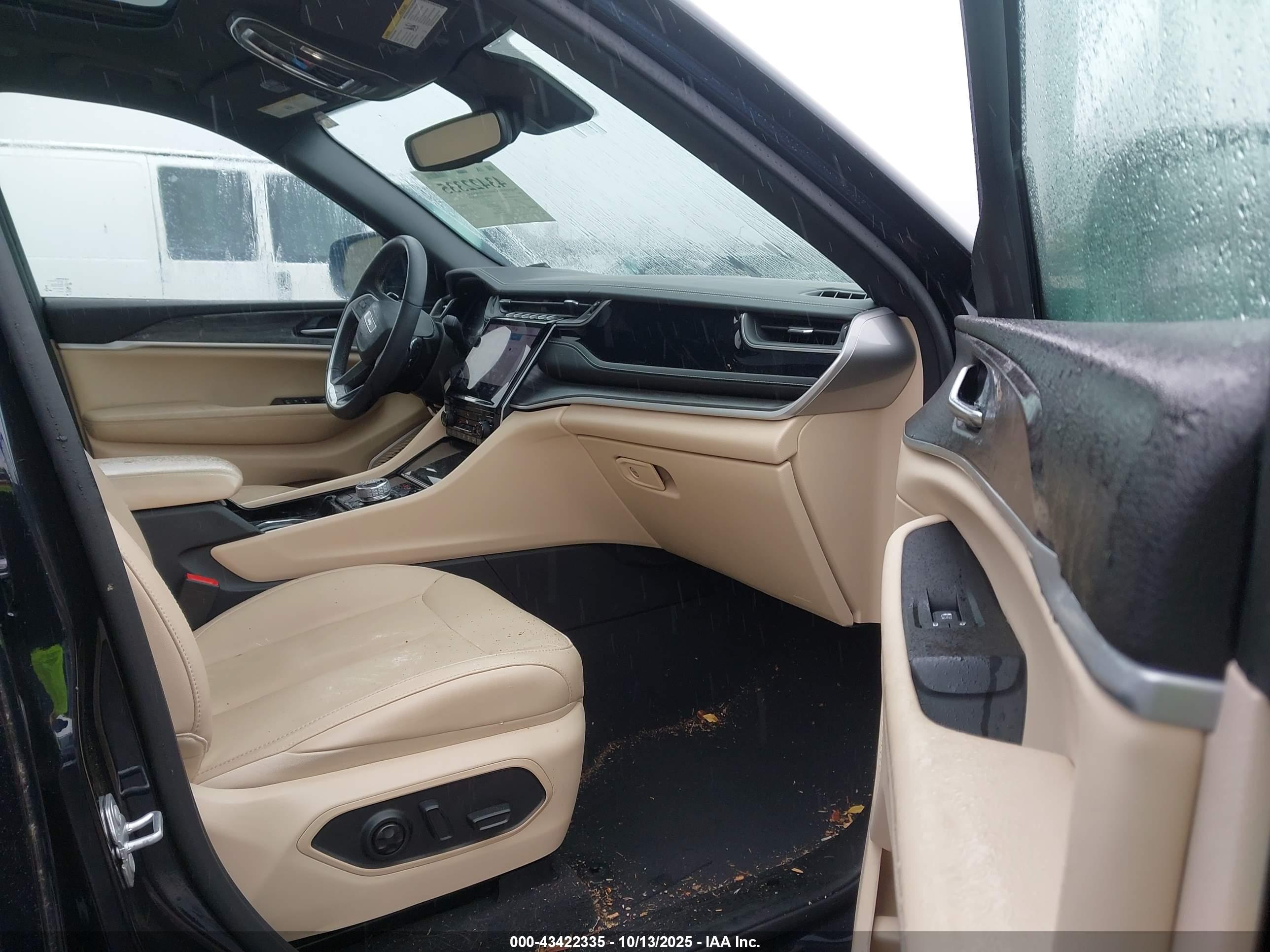 JEEP GRAND image 5