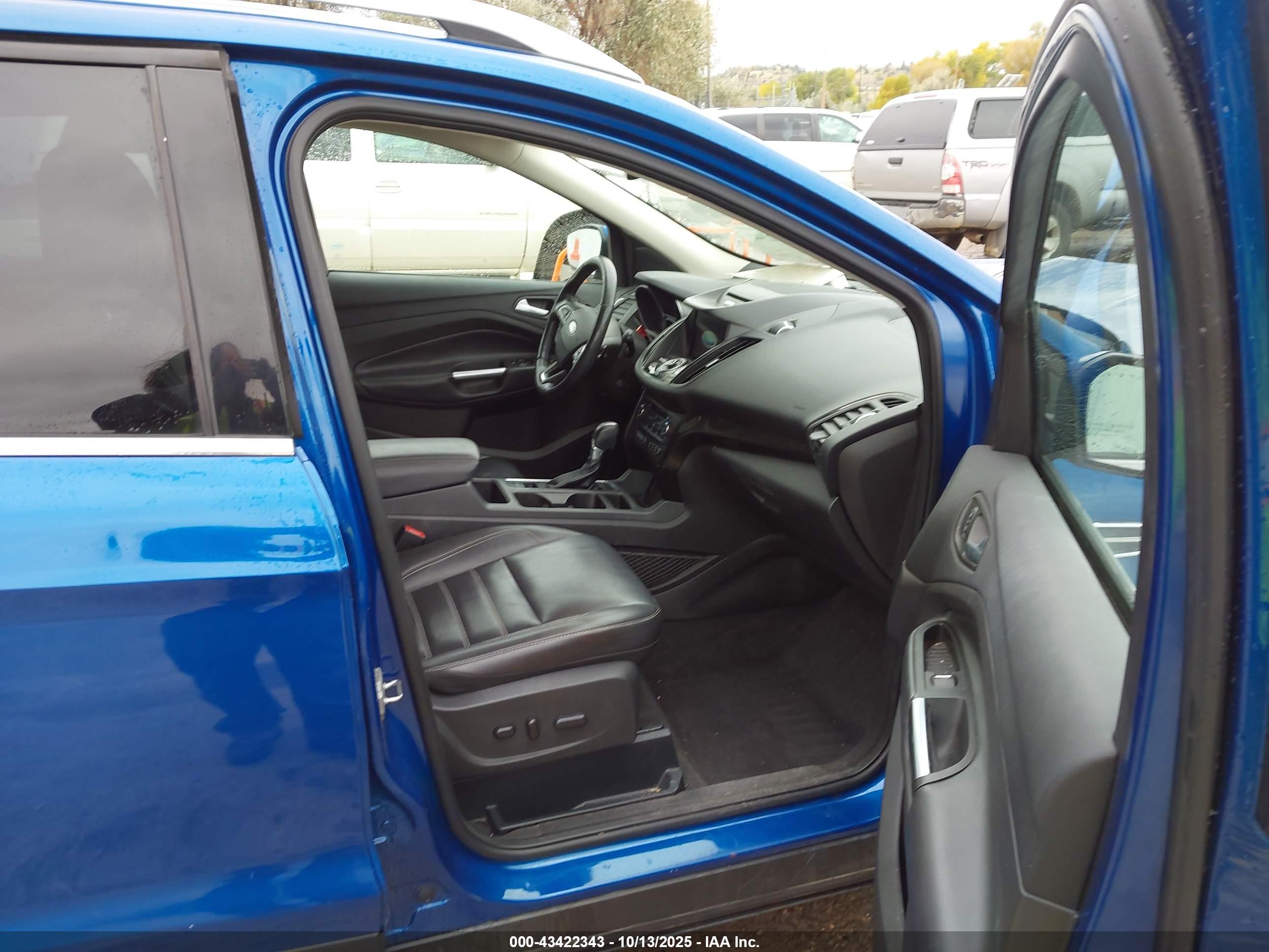 FORD ESCAPE image 5
