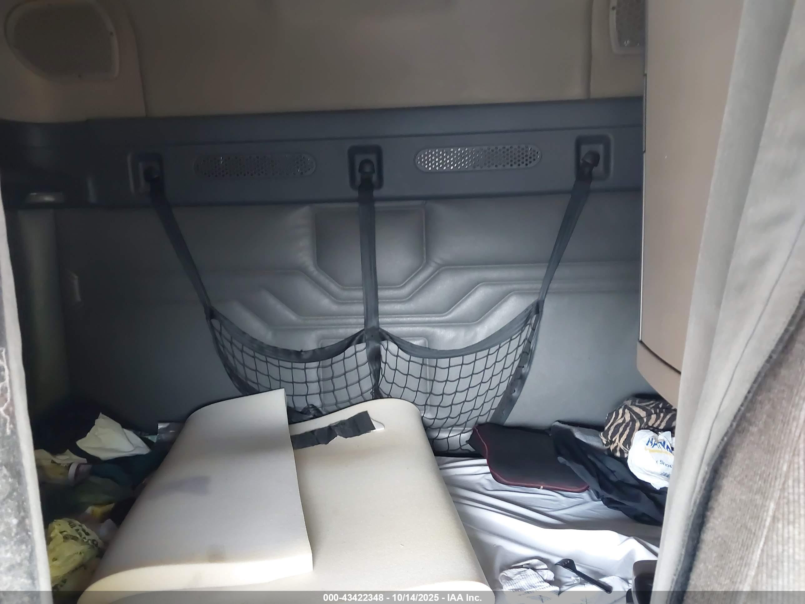 FREIGHTLINER CASCADIA image 7
