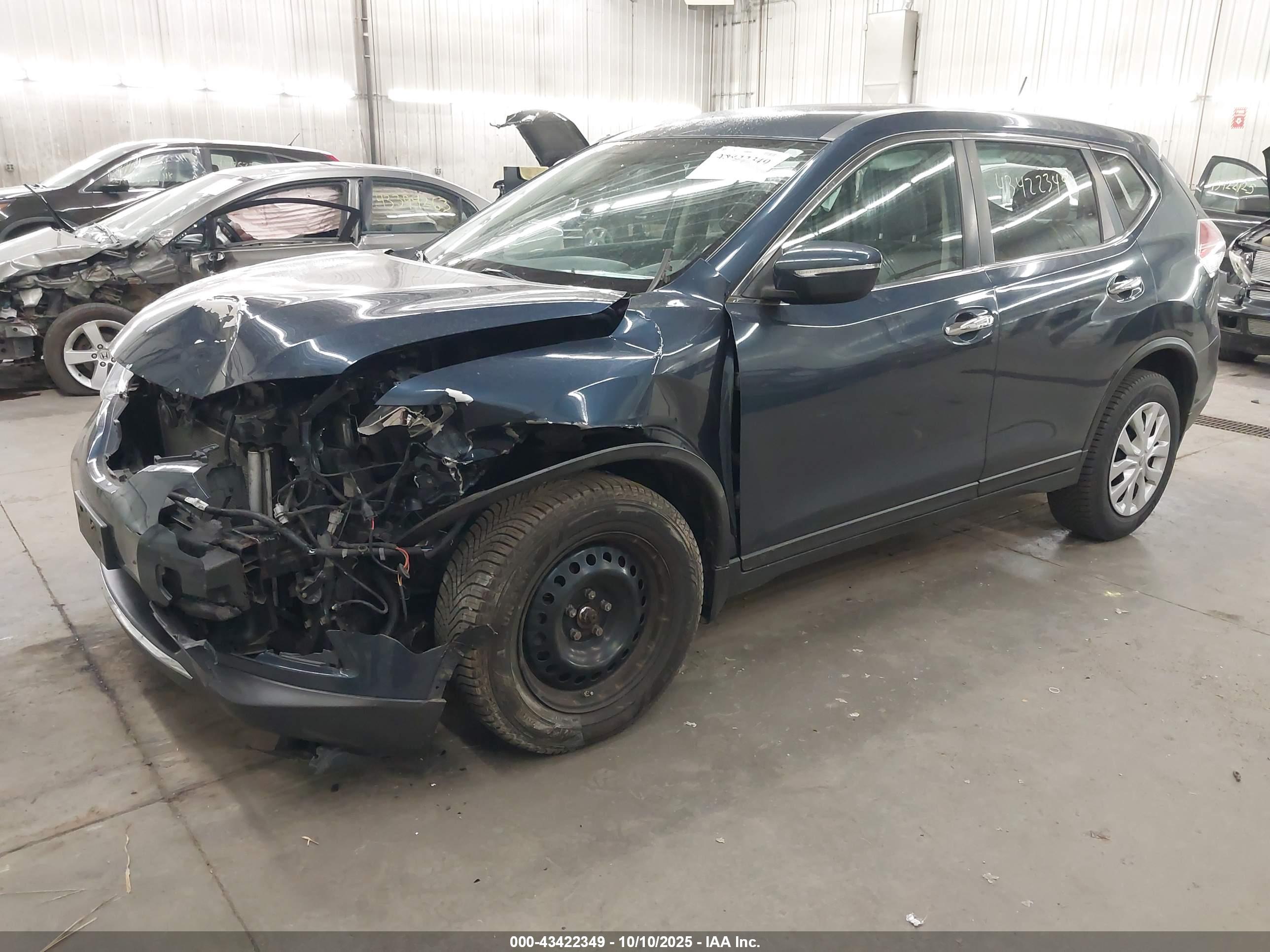 NISSAN ROGUE image 2