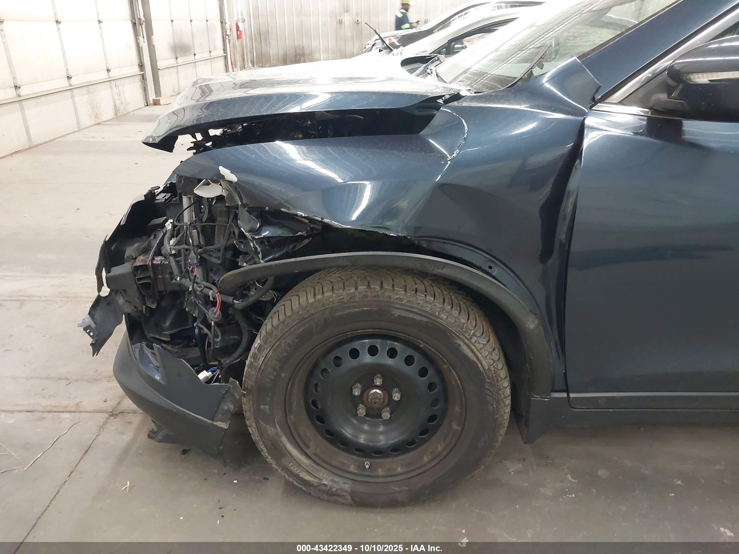 NISSAN ROGUE image 6