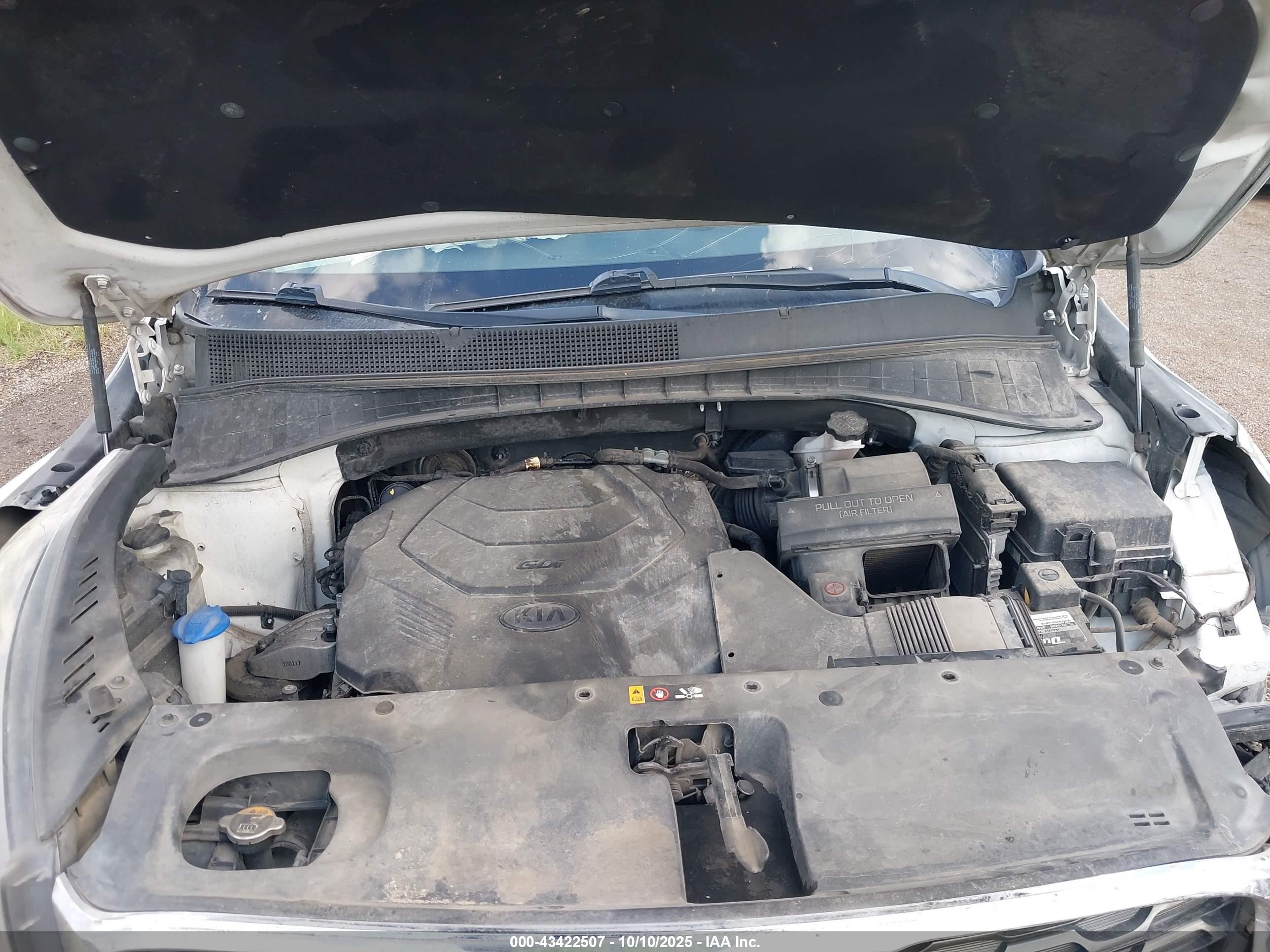 KIA SORENTO image 10