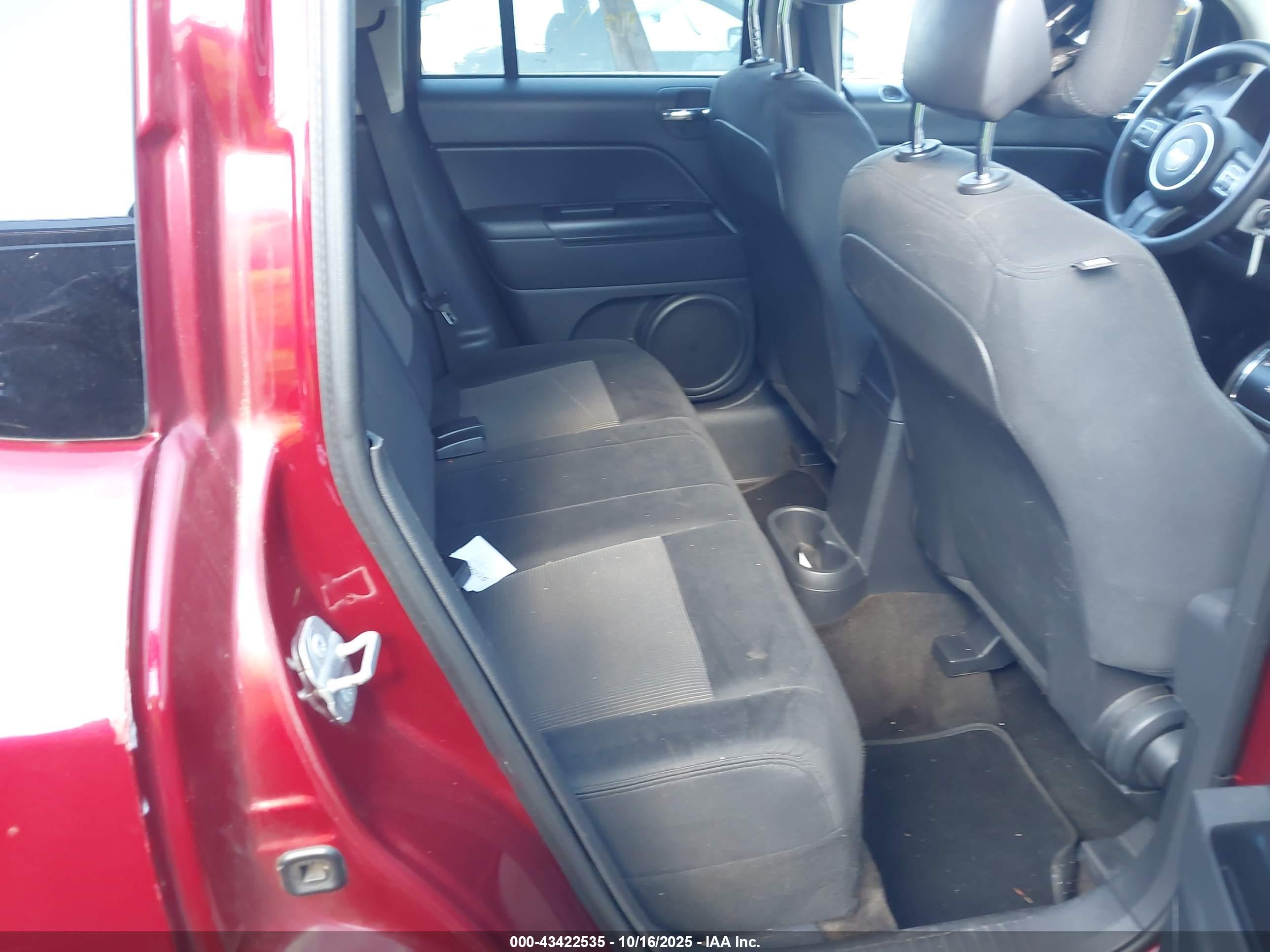 JEEP COMPASS image 8