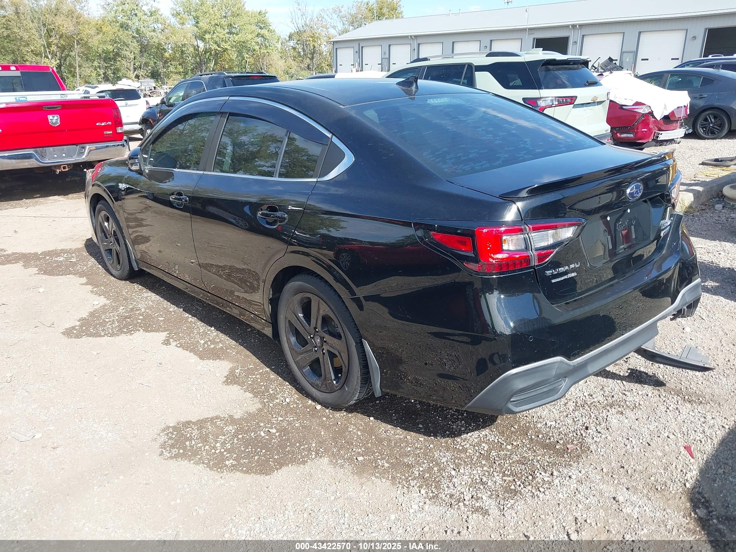 SUBARU LEGACY image 3