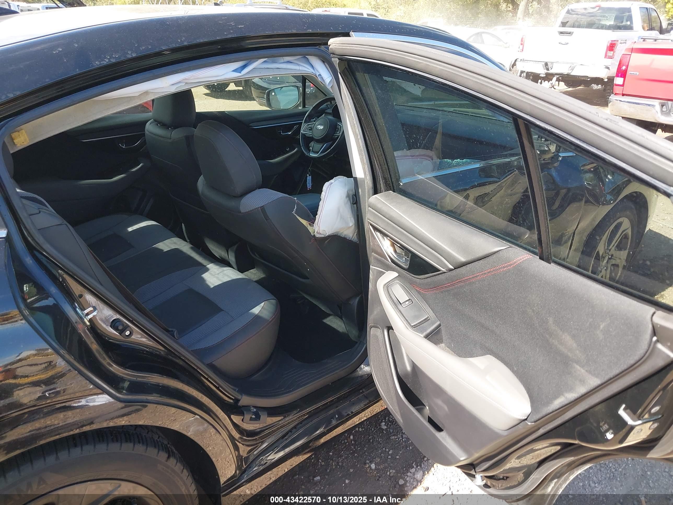 SUBARU LEGACY image 8