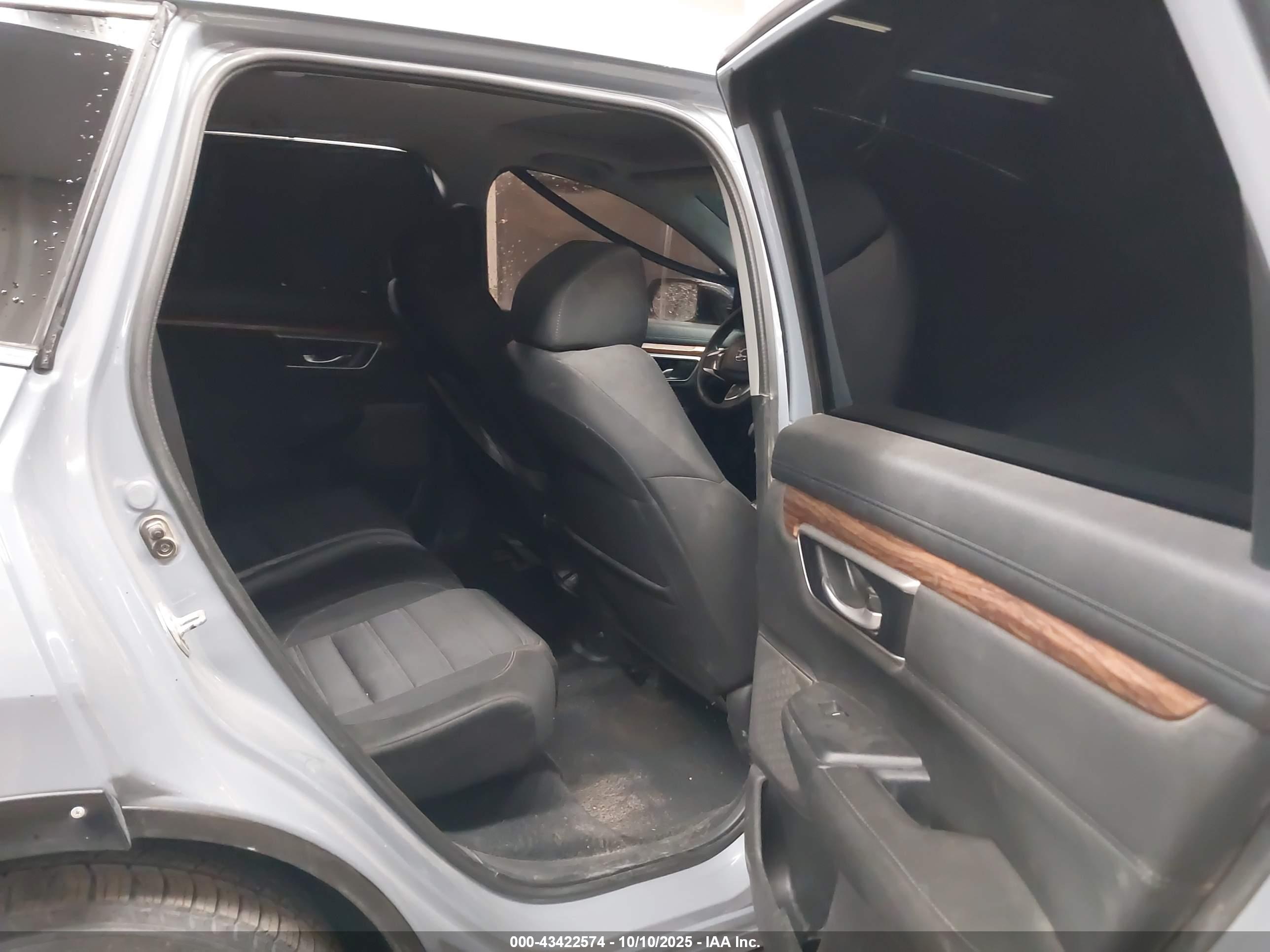 HONDA CR-V image 8