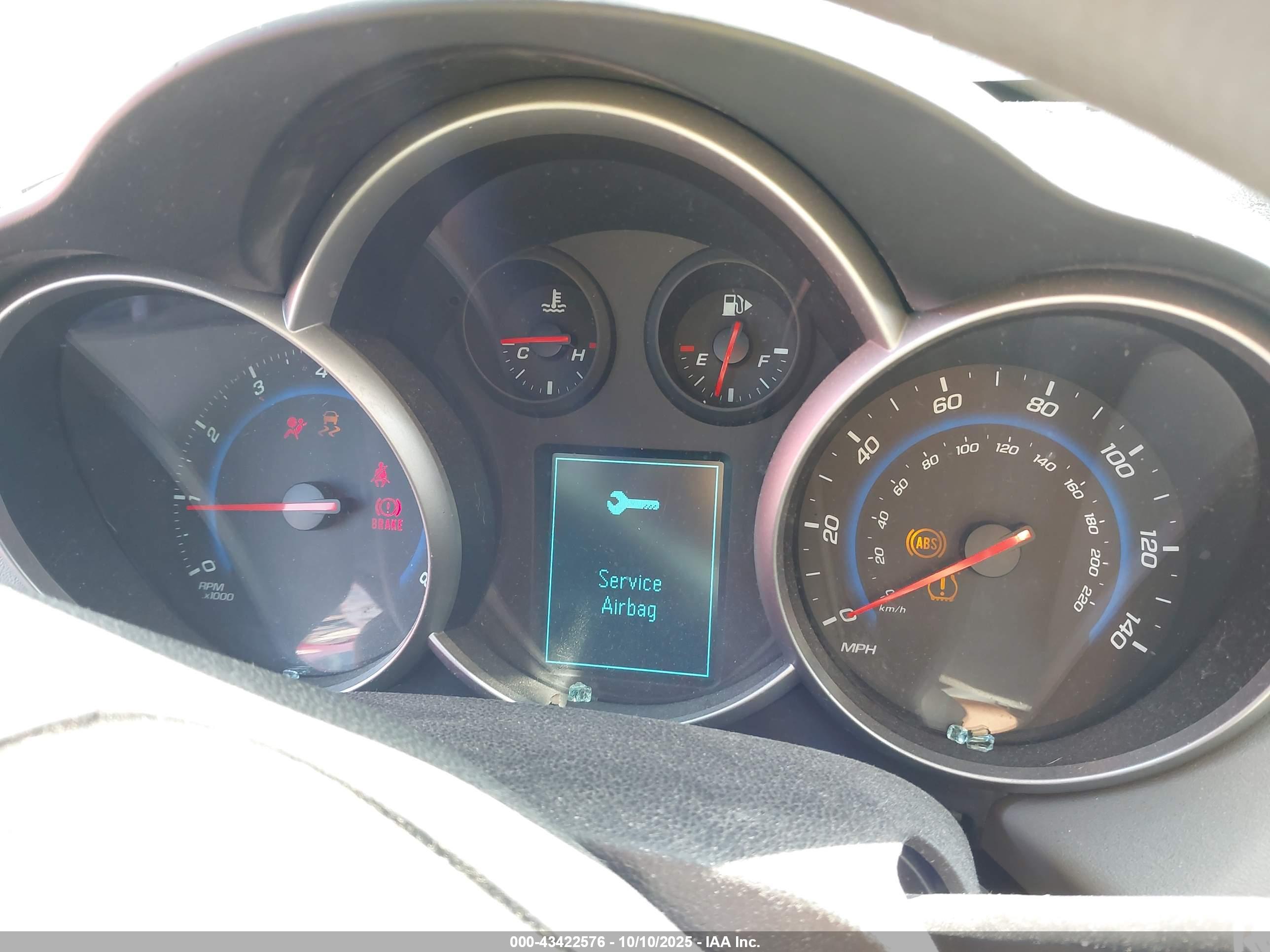 CHEVROLET CRUZE image 7