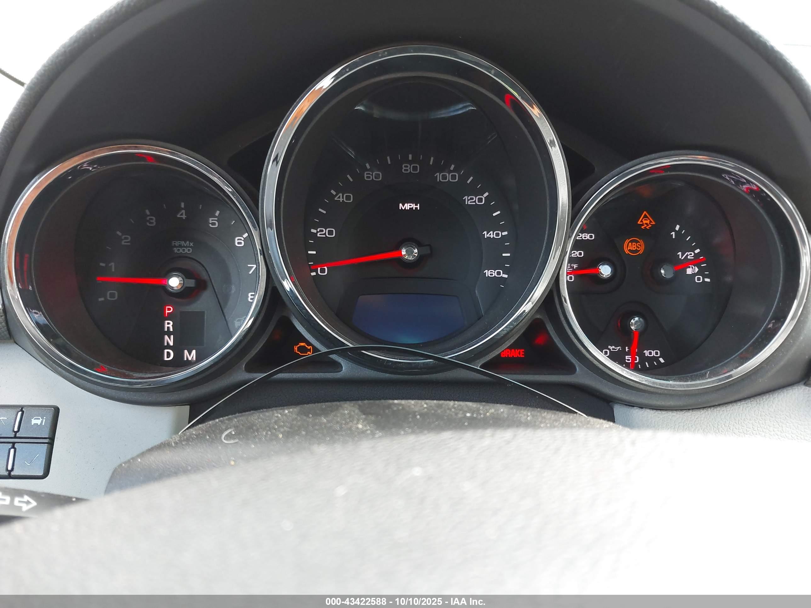 CADILLAC CTS image 7
