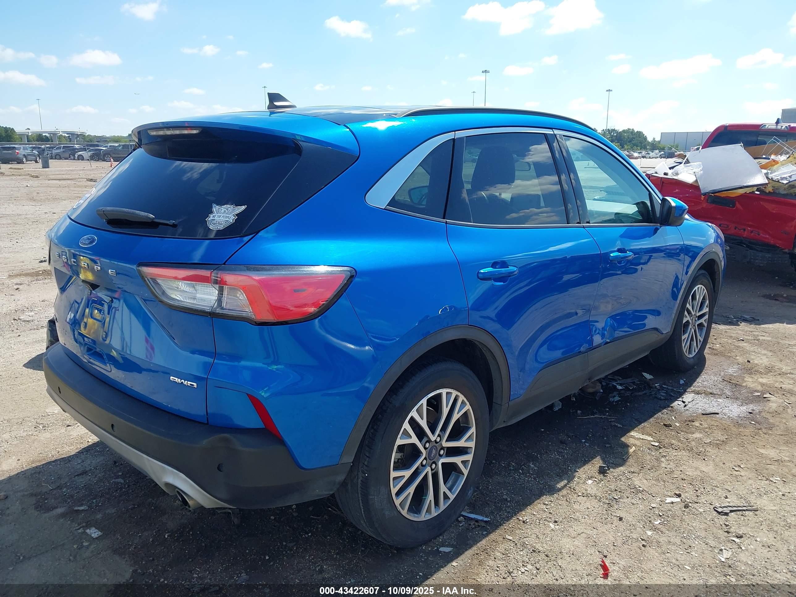 FORD ESCAPE image 4