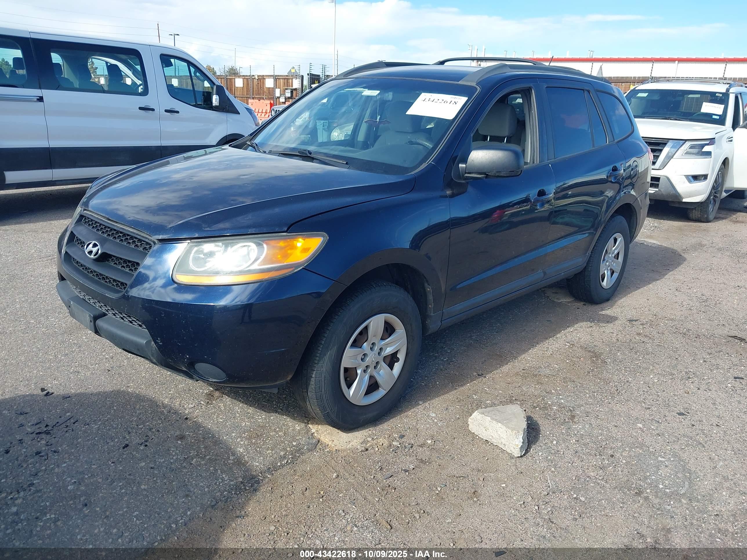 HYUNDAI SANTA image 2