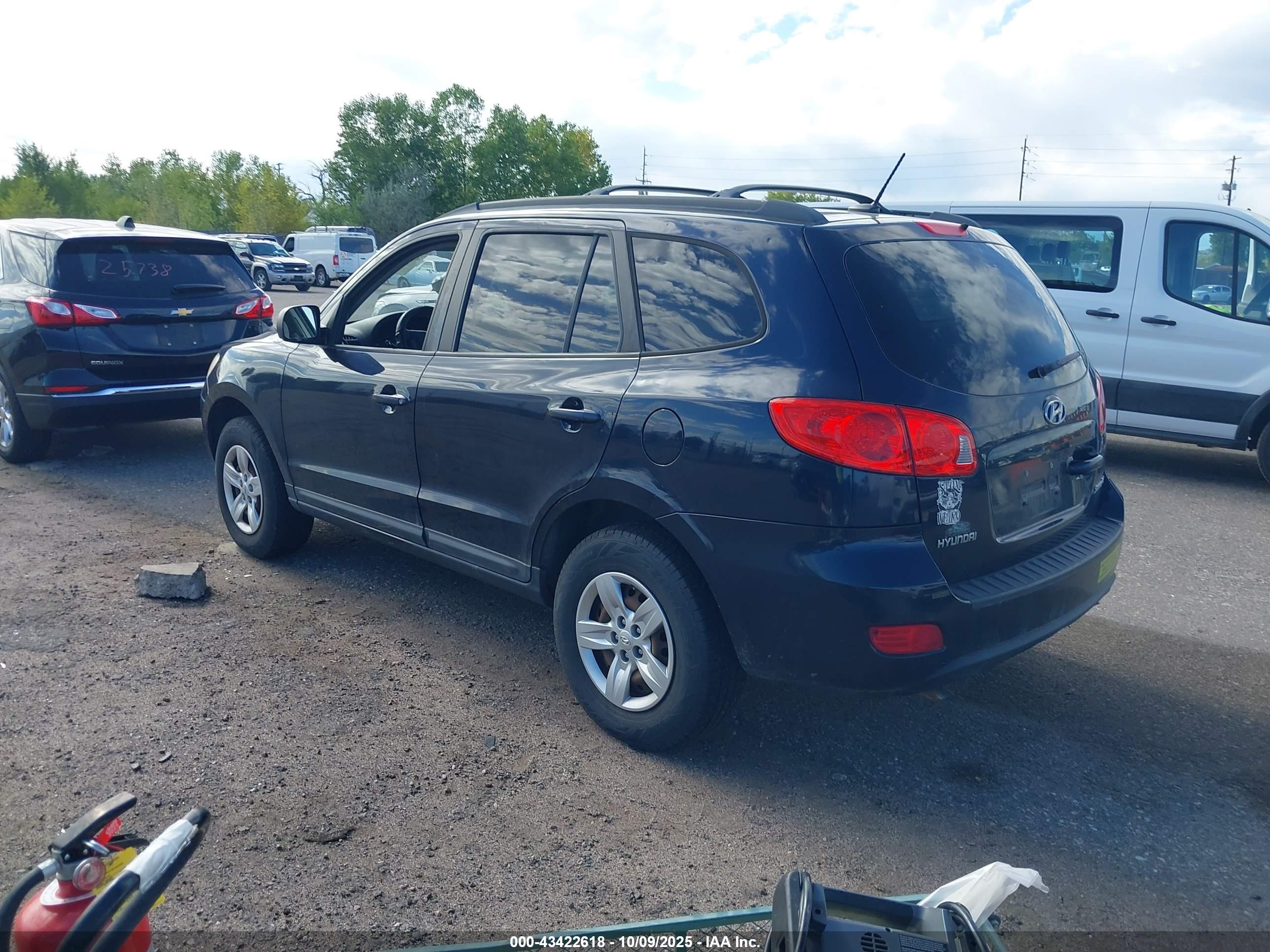 HYUNDAI SANTA image 3