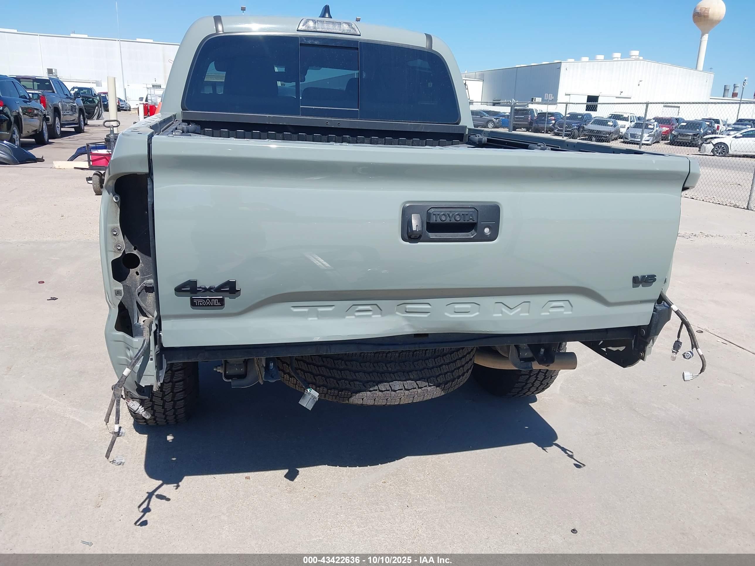 TOYOTA TACOMA image 6