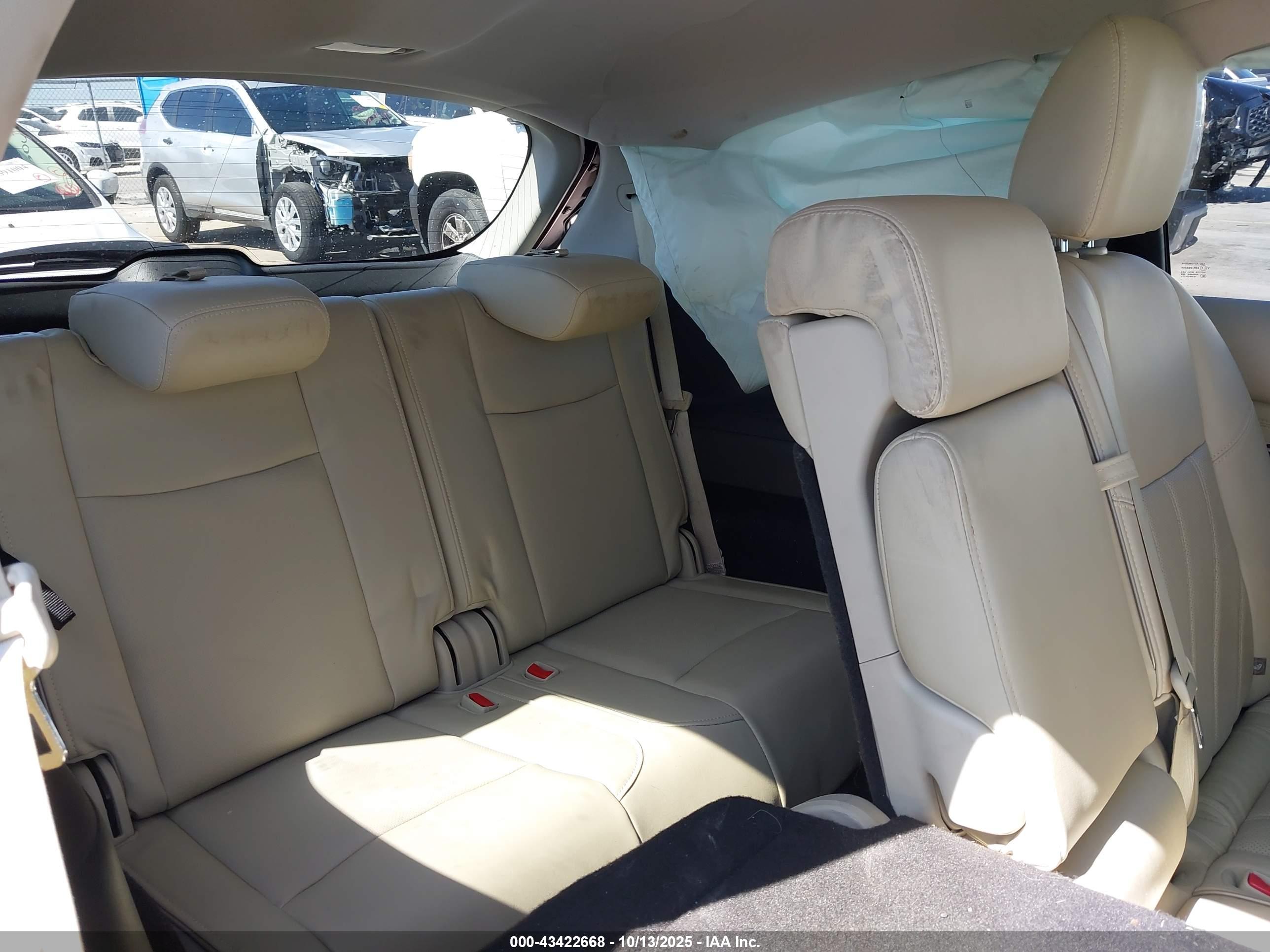 INFINITI QX60 image 8