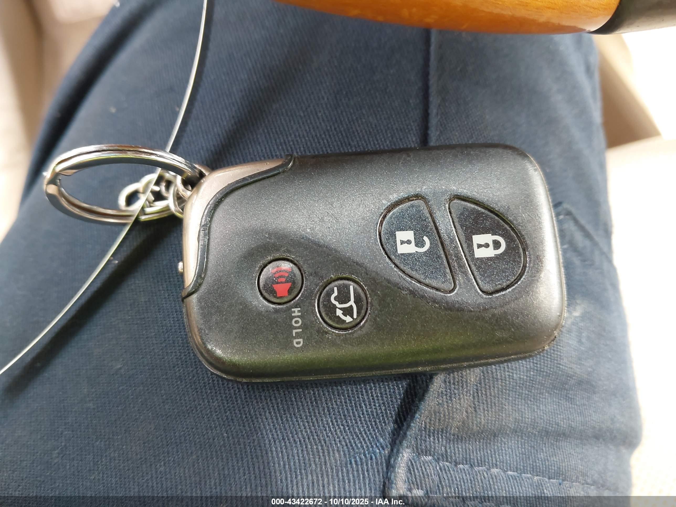 LEXUS RX image 11