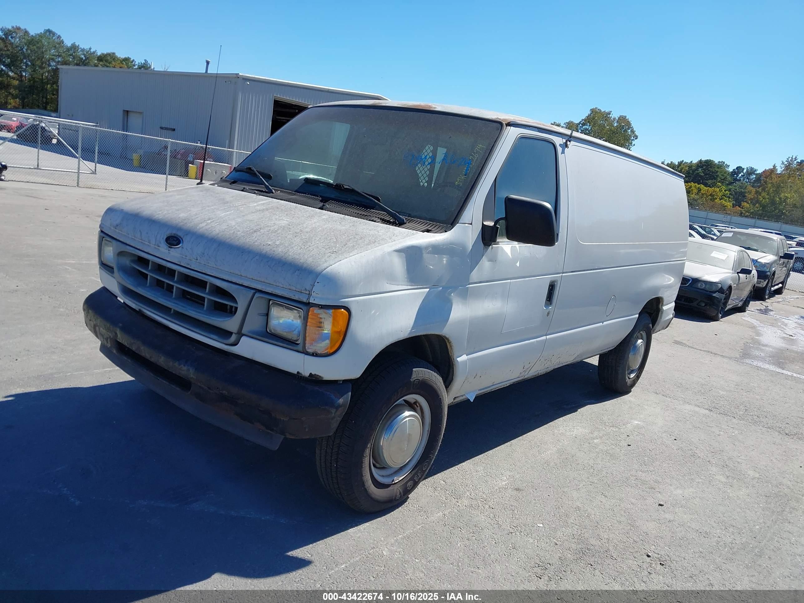 FORD E-250 image 2