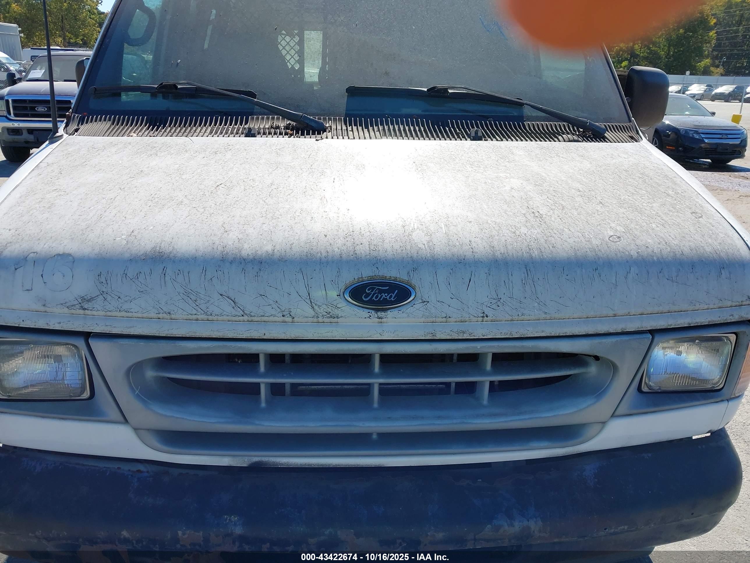 FORD E-250 image 6