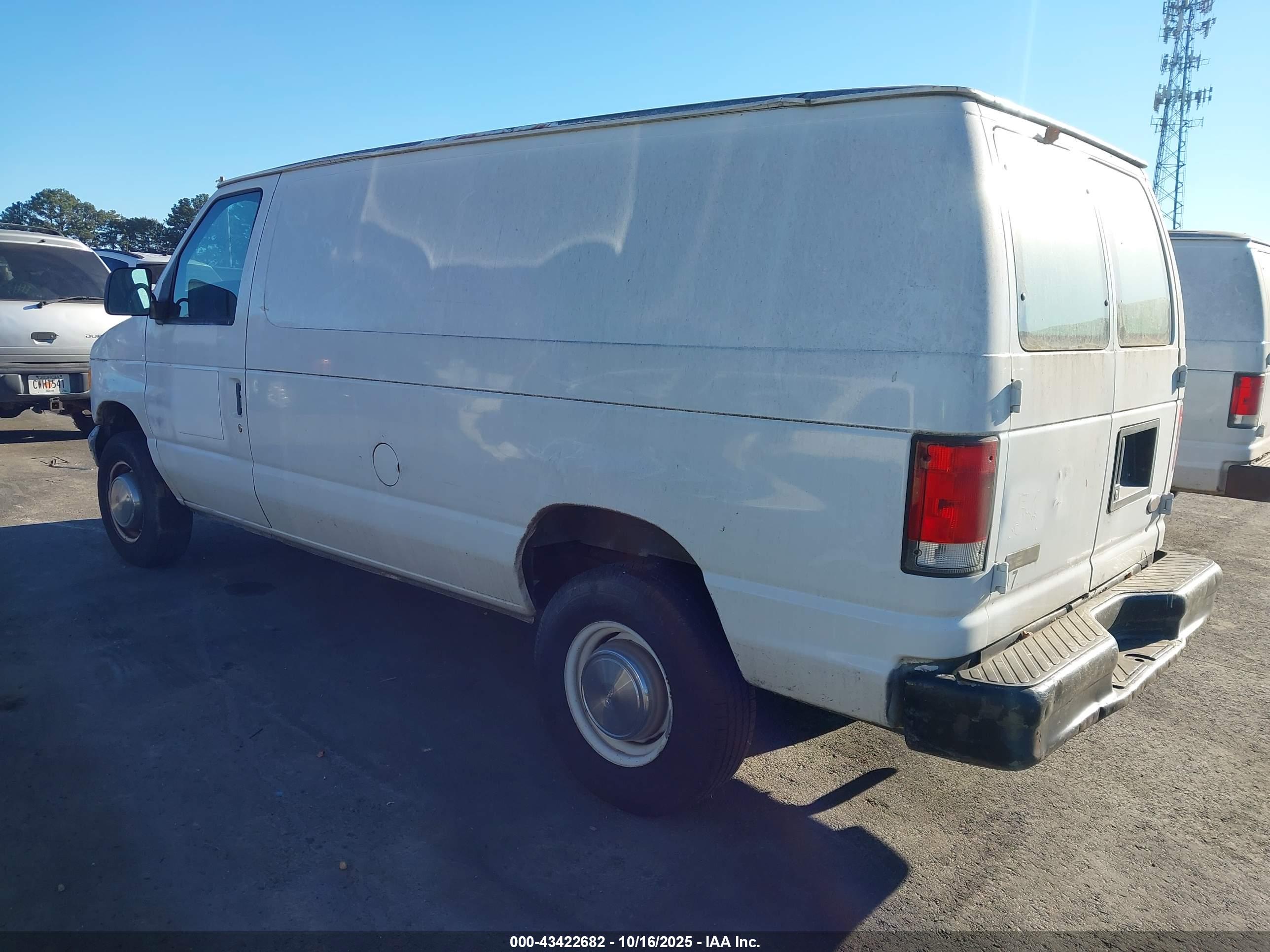 FORD E-250 image 3