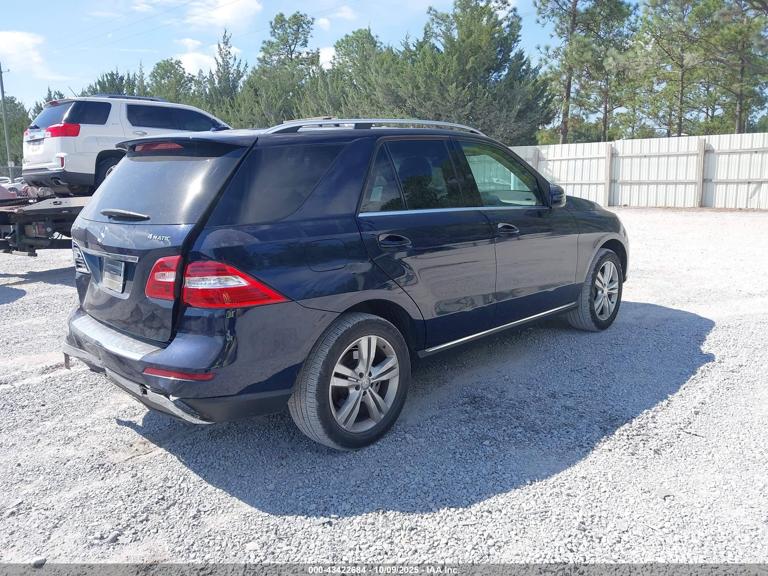 MERCEDES-BENZ ML image 4
