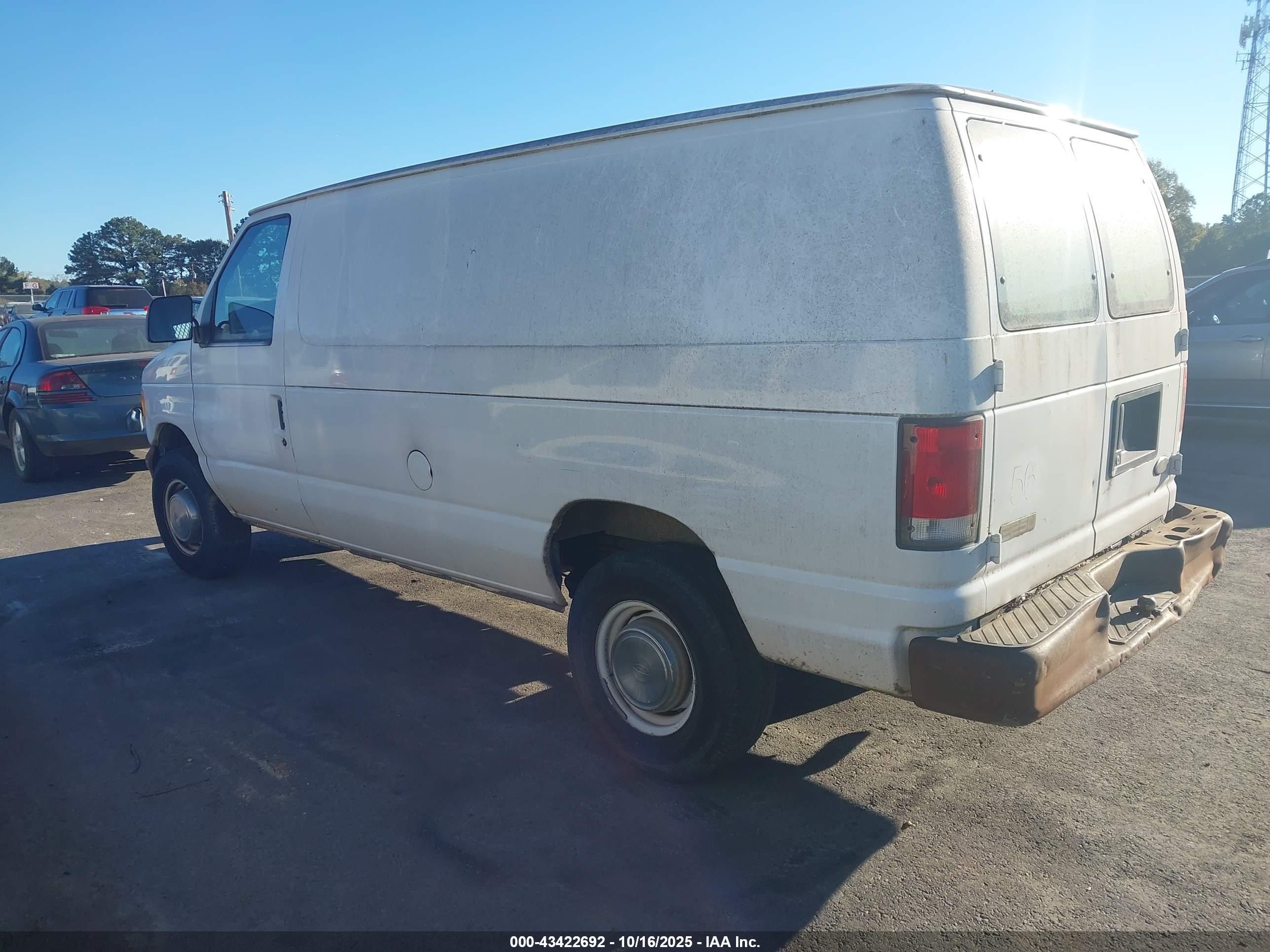 FORD E-250 image 3