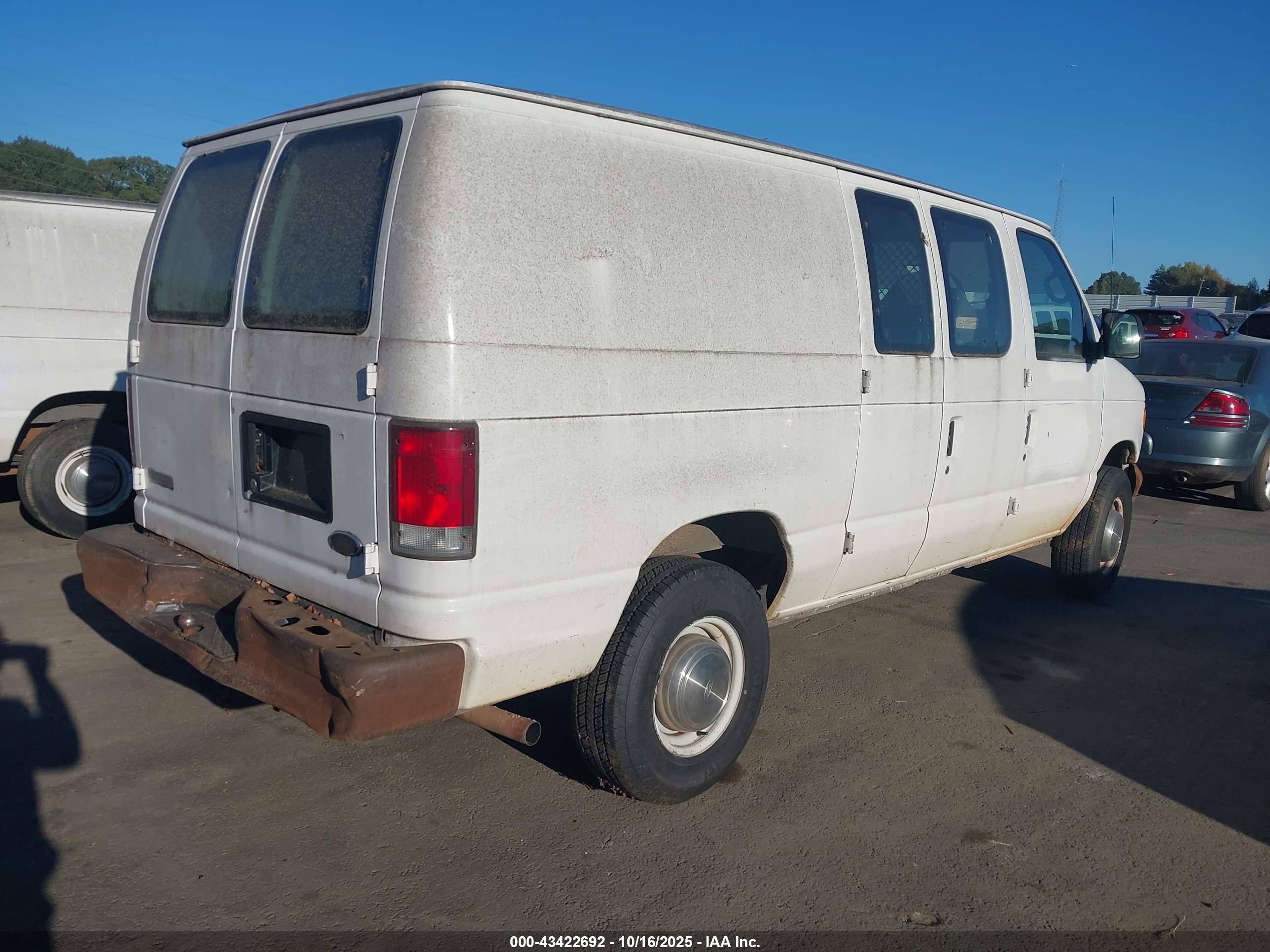 FORD E-250 image 4