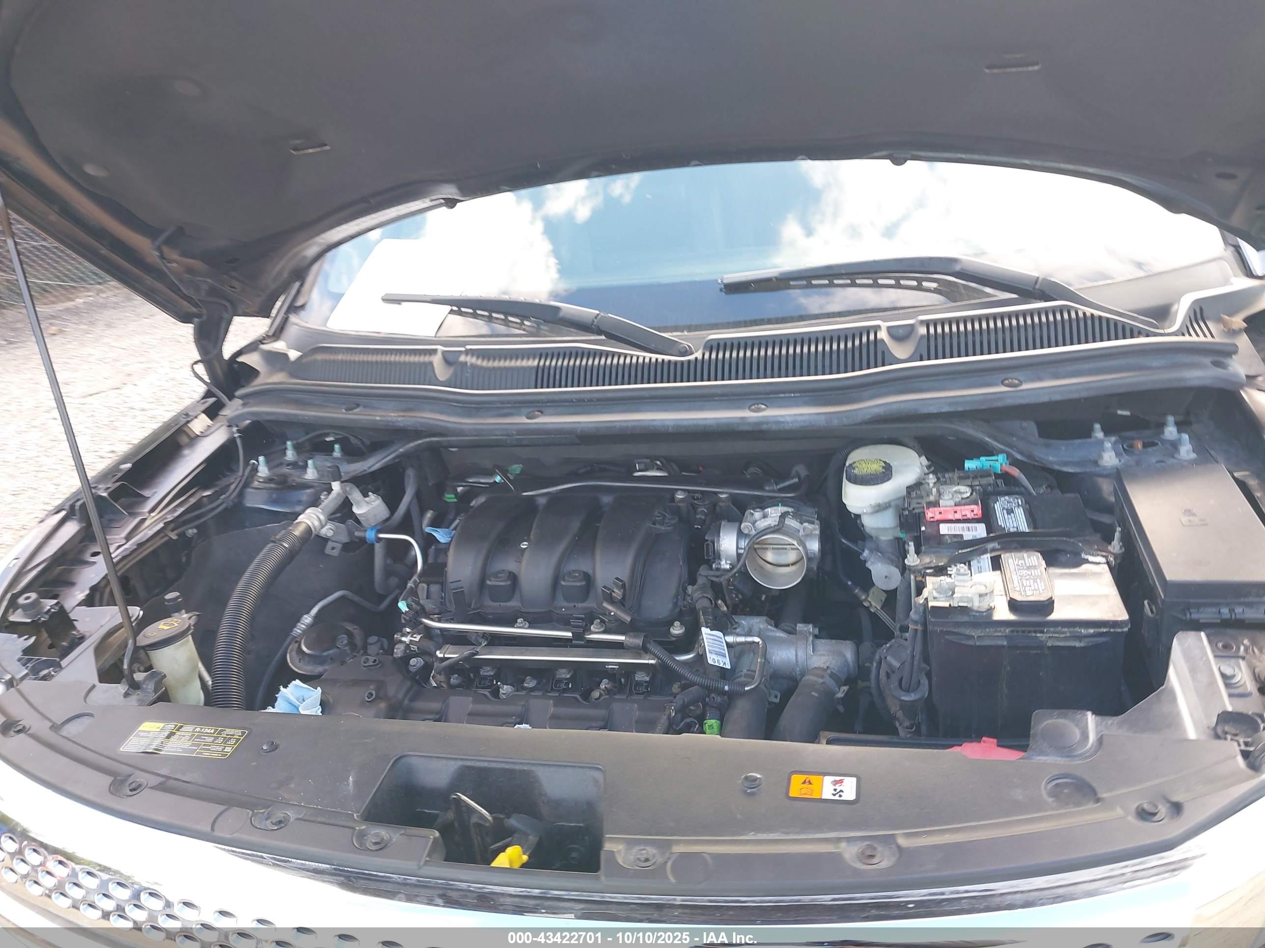 FORD EXPLORER image 10