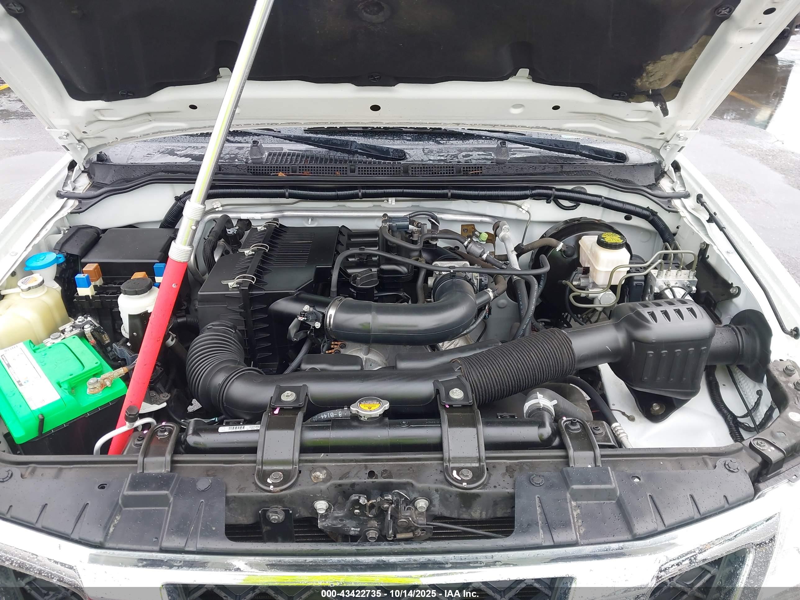 NISSAN FRONTIER image 10