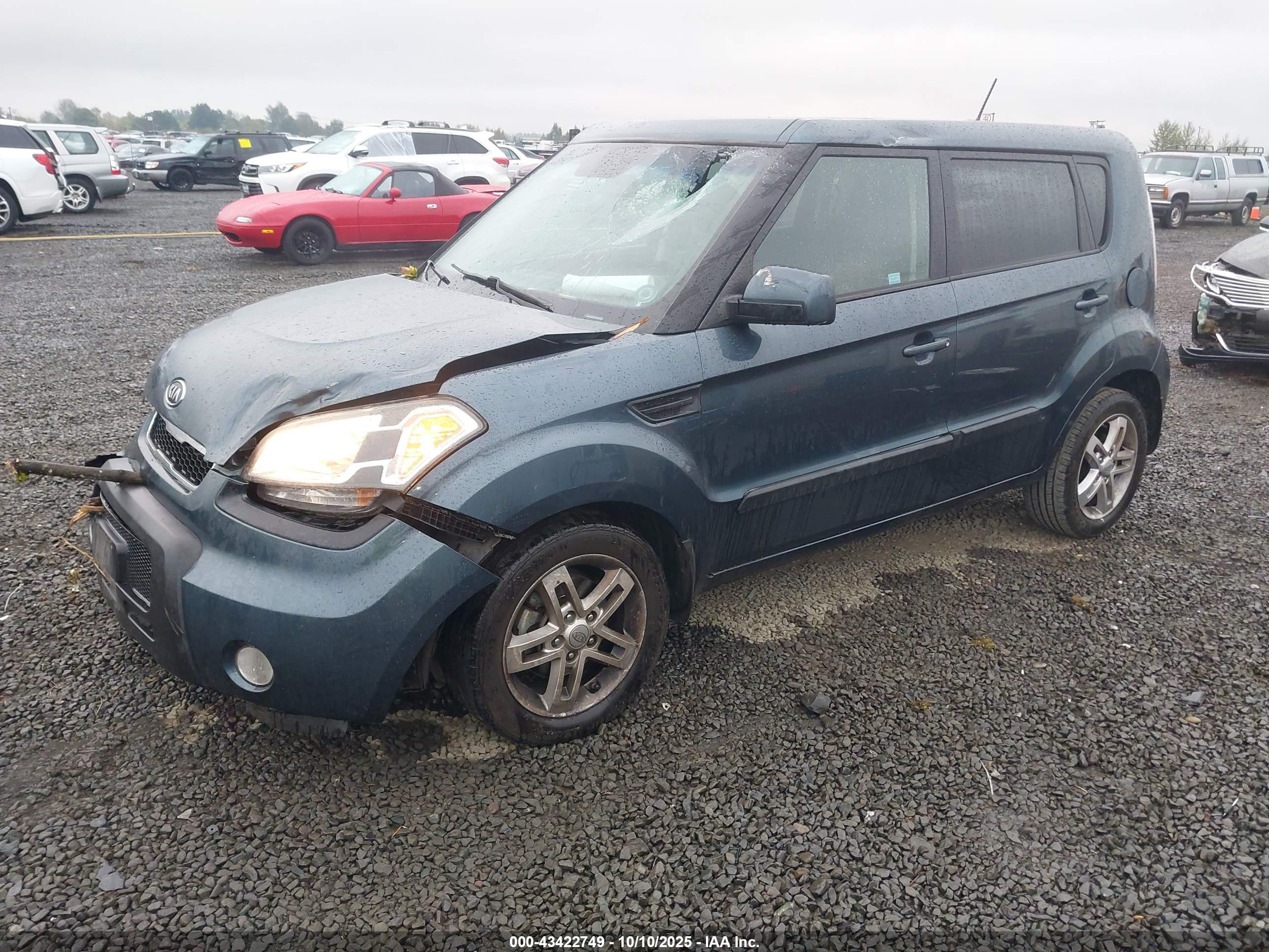 KIA SOUL image 2