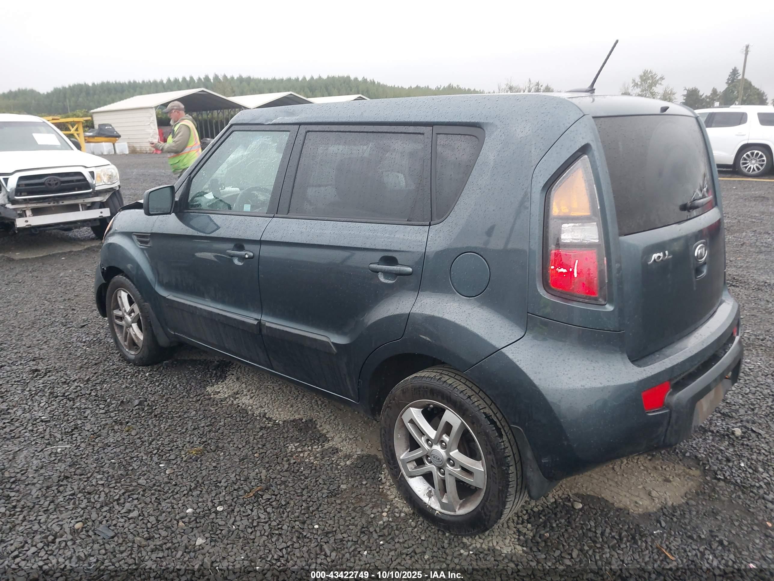KIA SOUL image 3