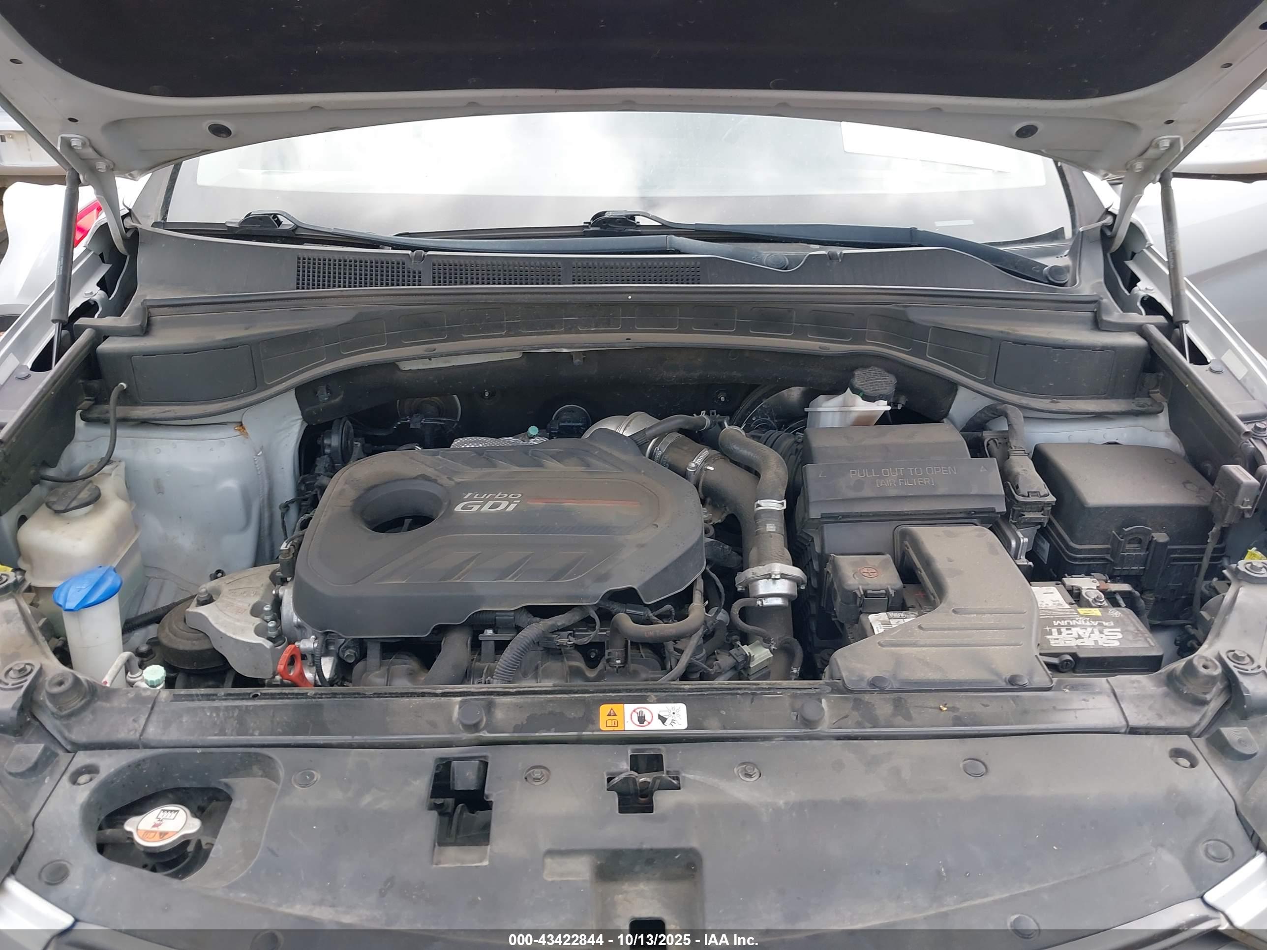 HYUNDAI SANTA image 10
