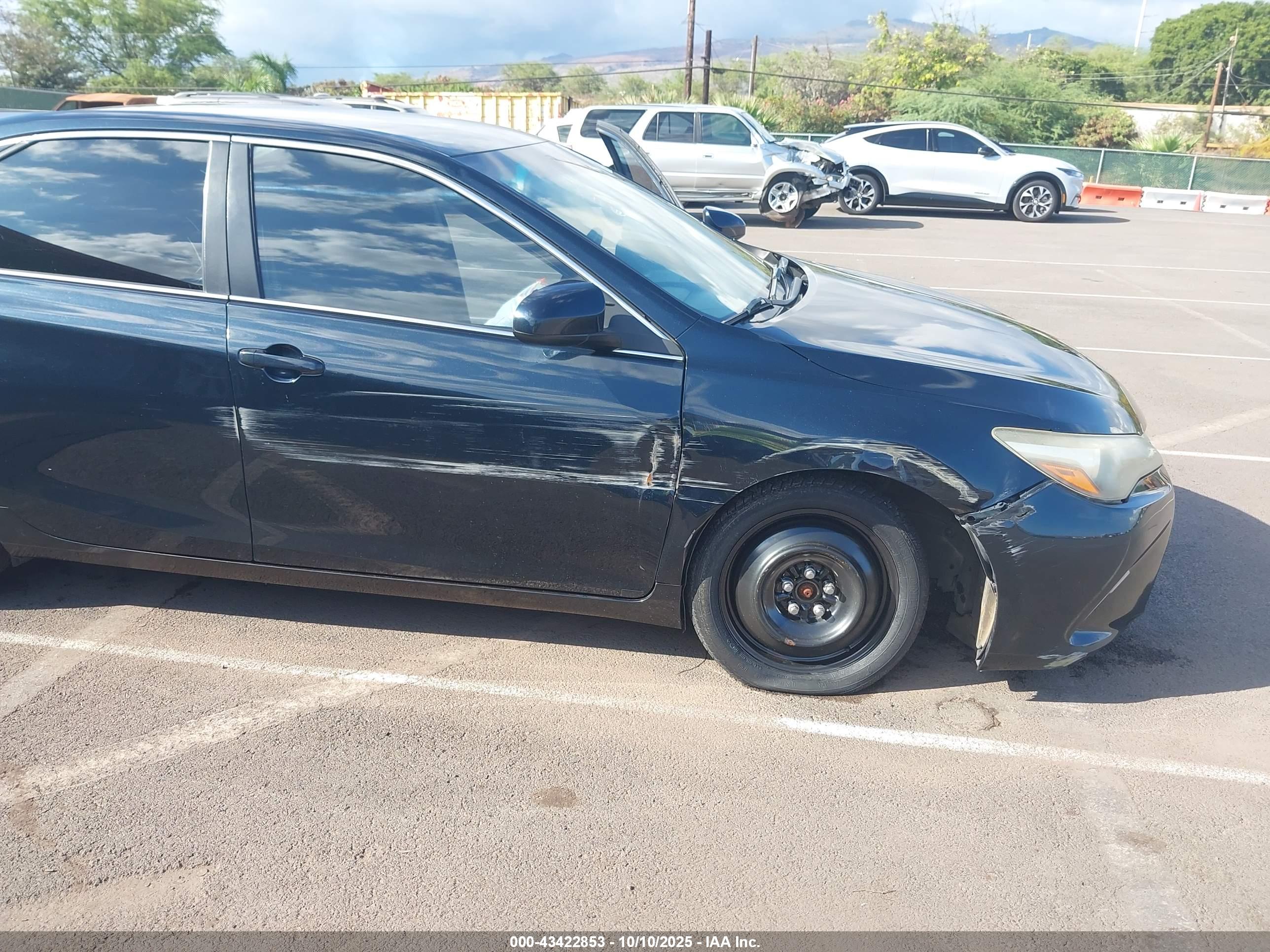 TOYOTA CAMRY image 6