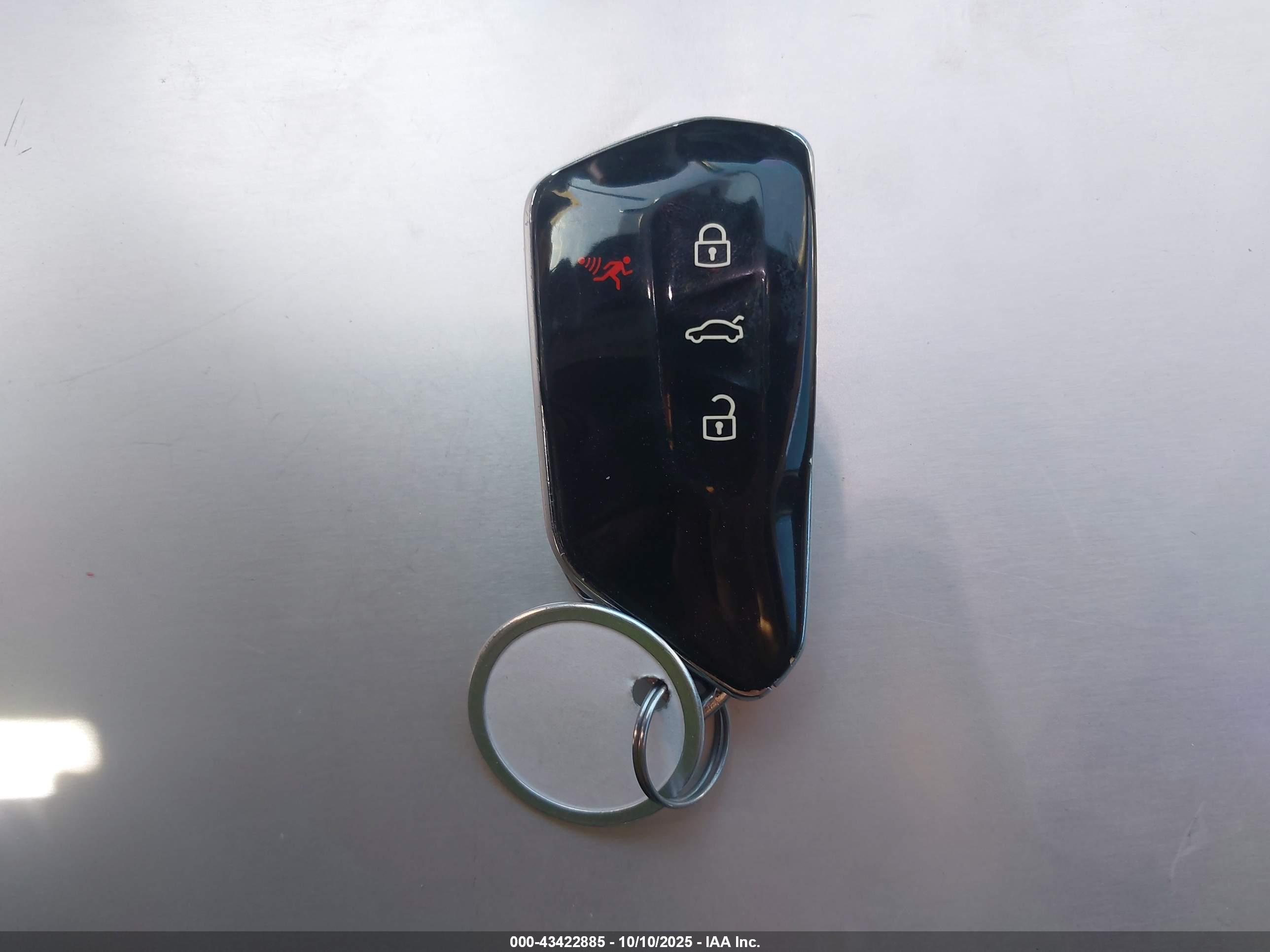 VOLKSWAGEN GOLF image 11