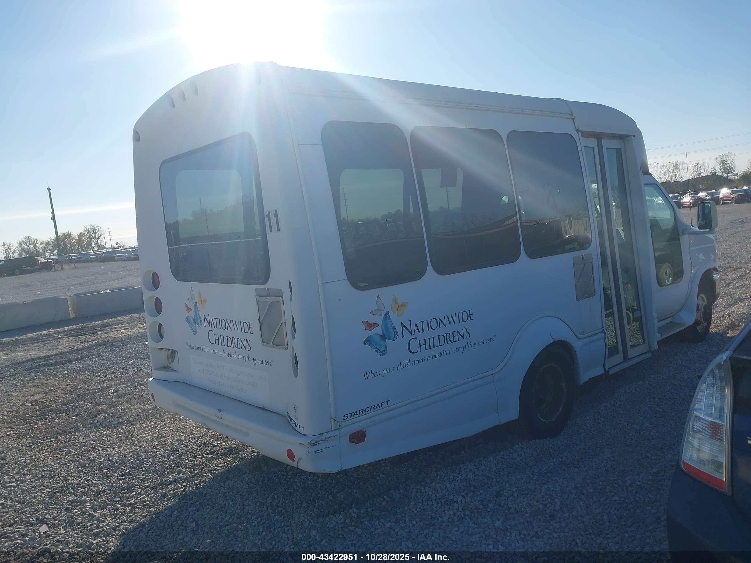 FORD E-350 image 4