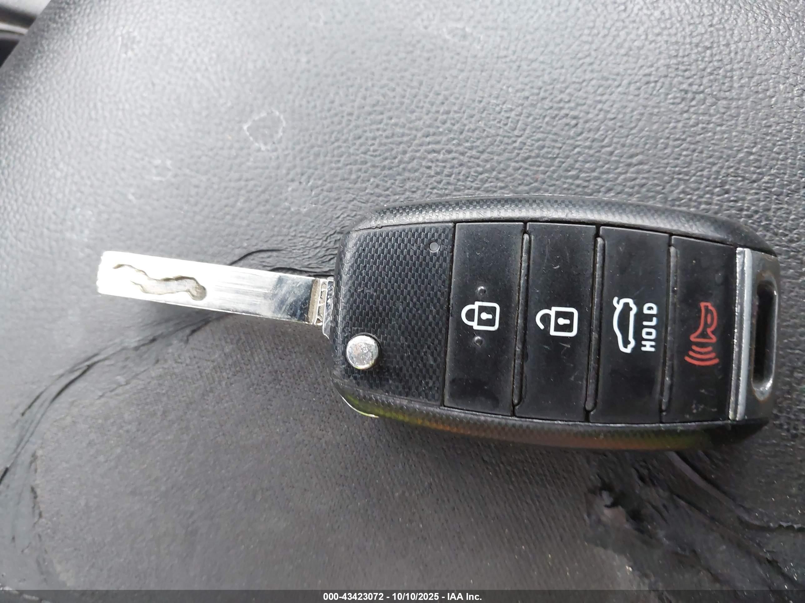 KIA OPTIMA image 11