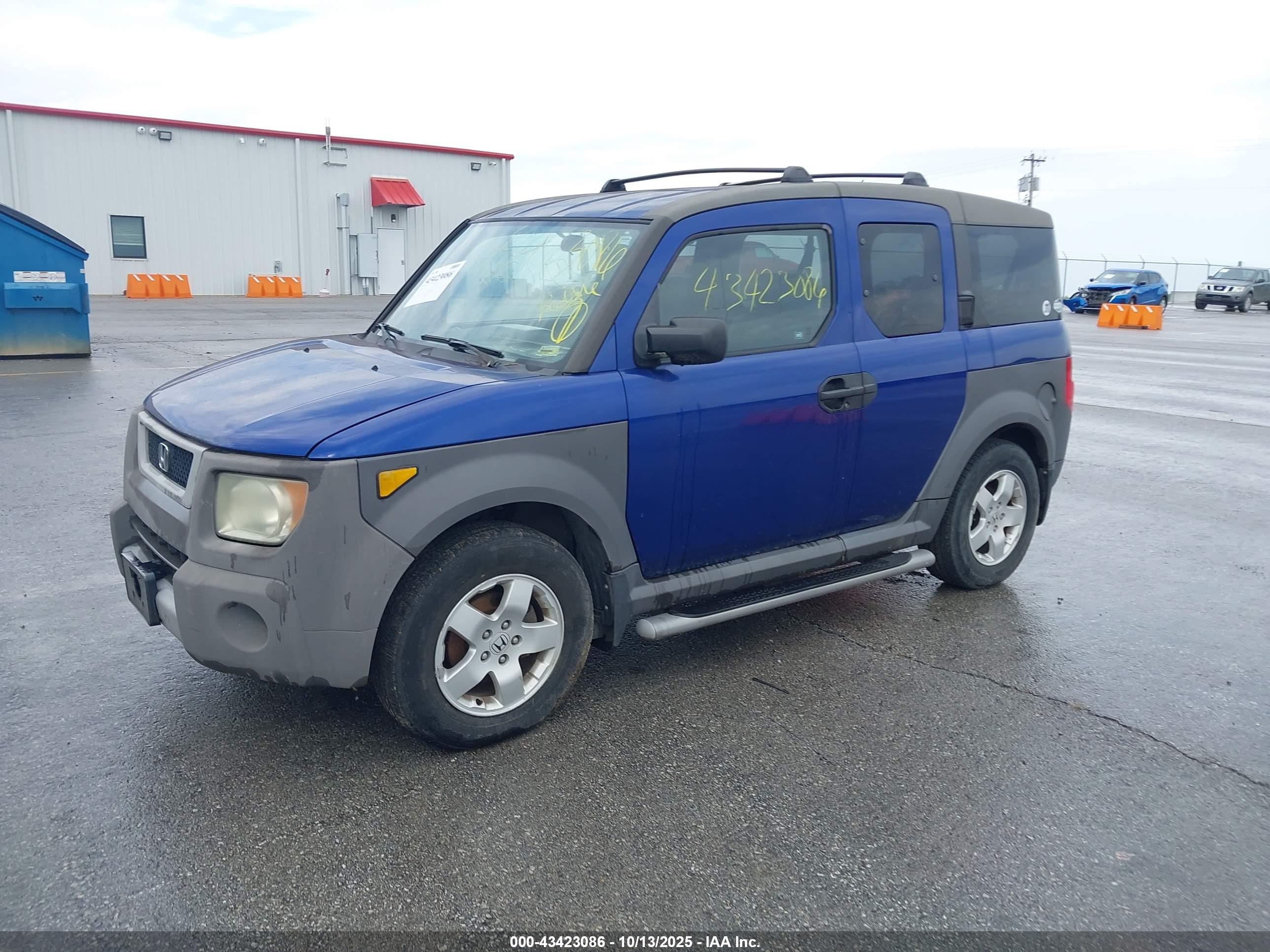 HONDA ELEMENT image 2