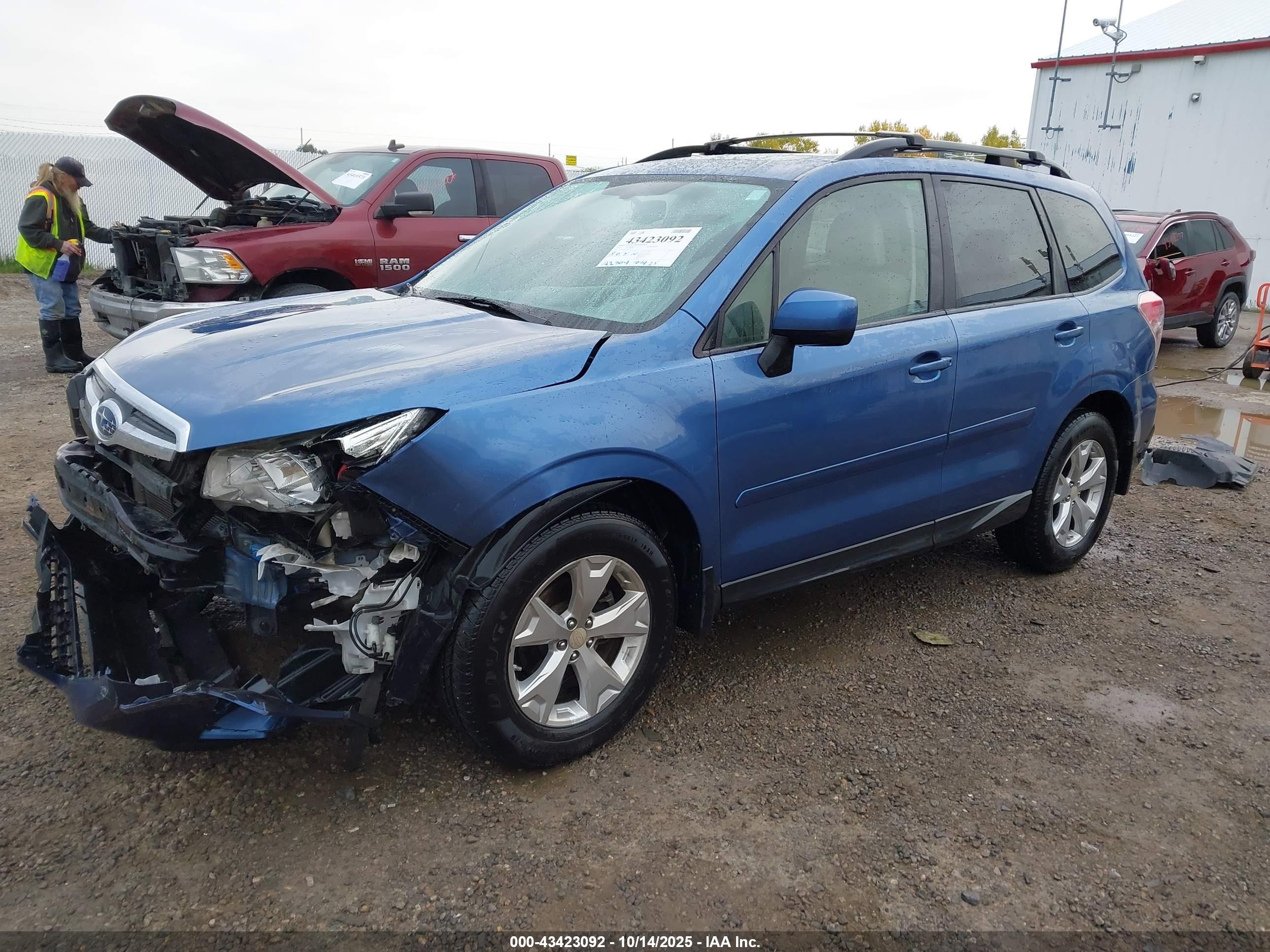SUBARU FORESTER image 2