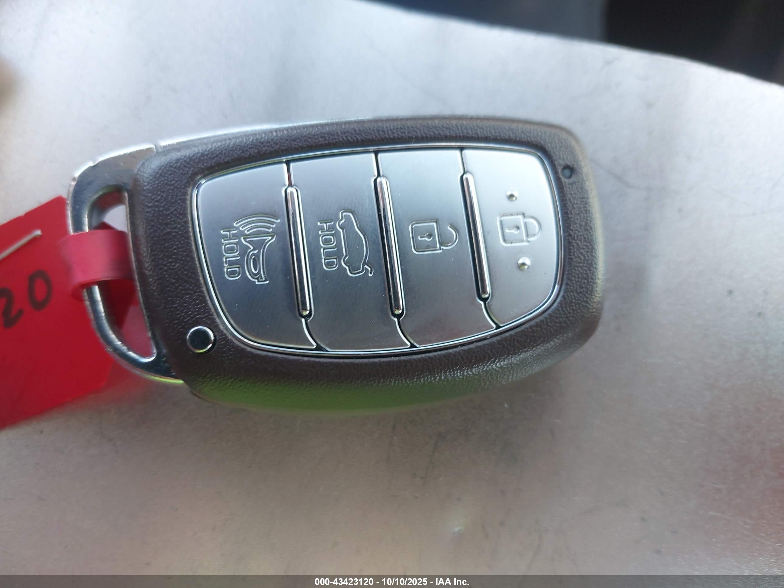 HYUNDAI SONATA image 11