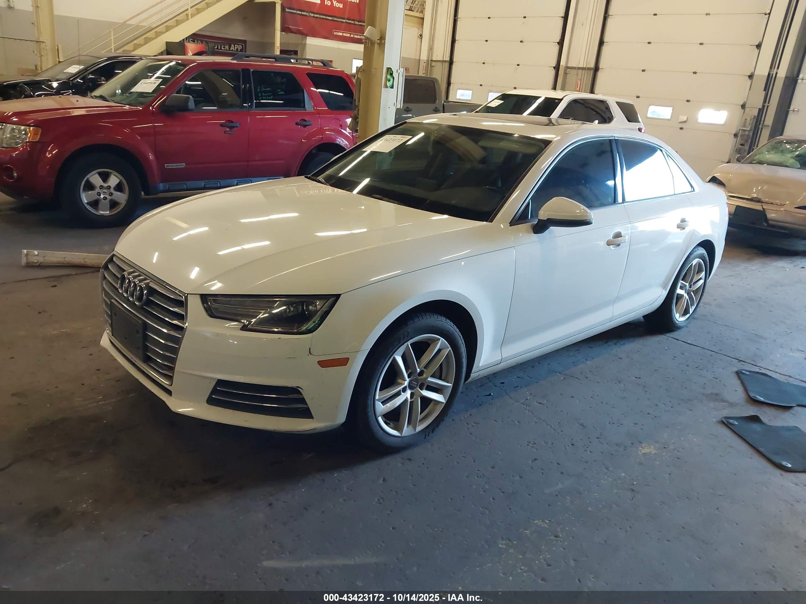 AUDI A4 image 2