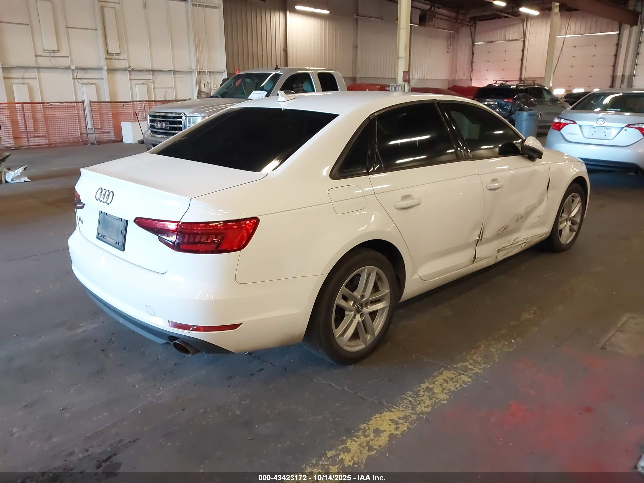 AUDI A4 image 4