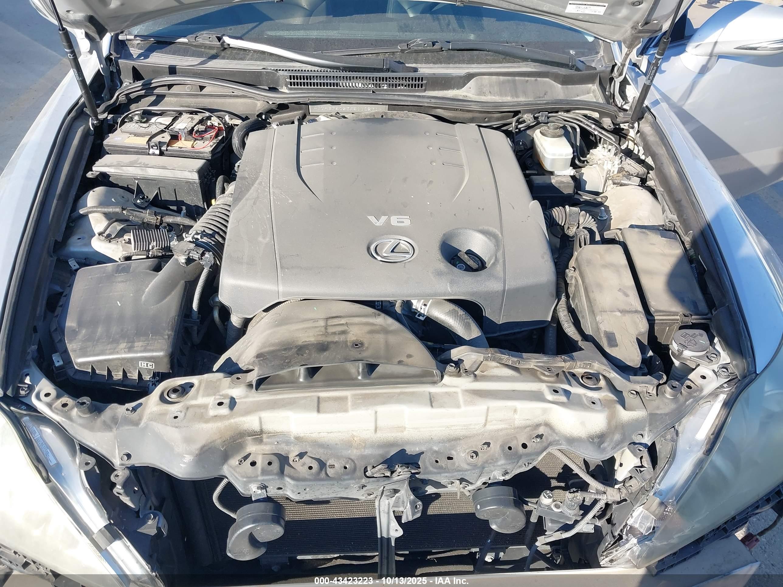 LEXUS IS image 10